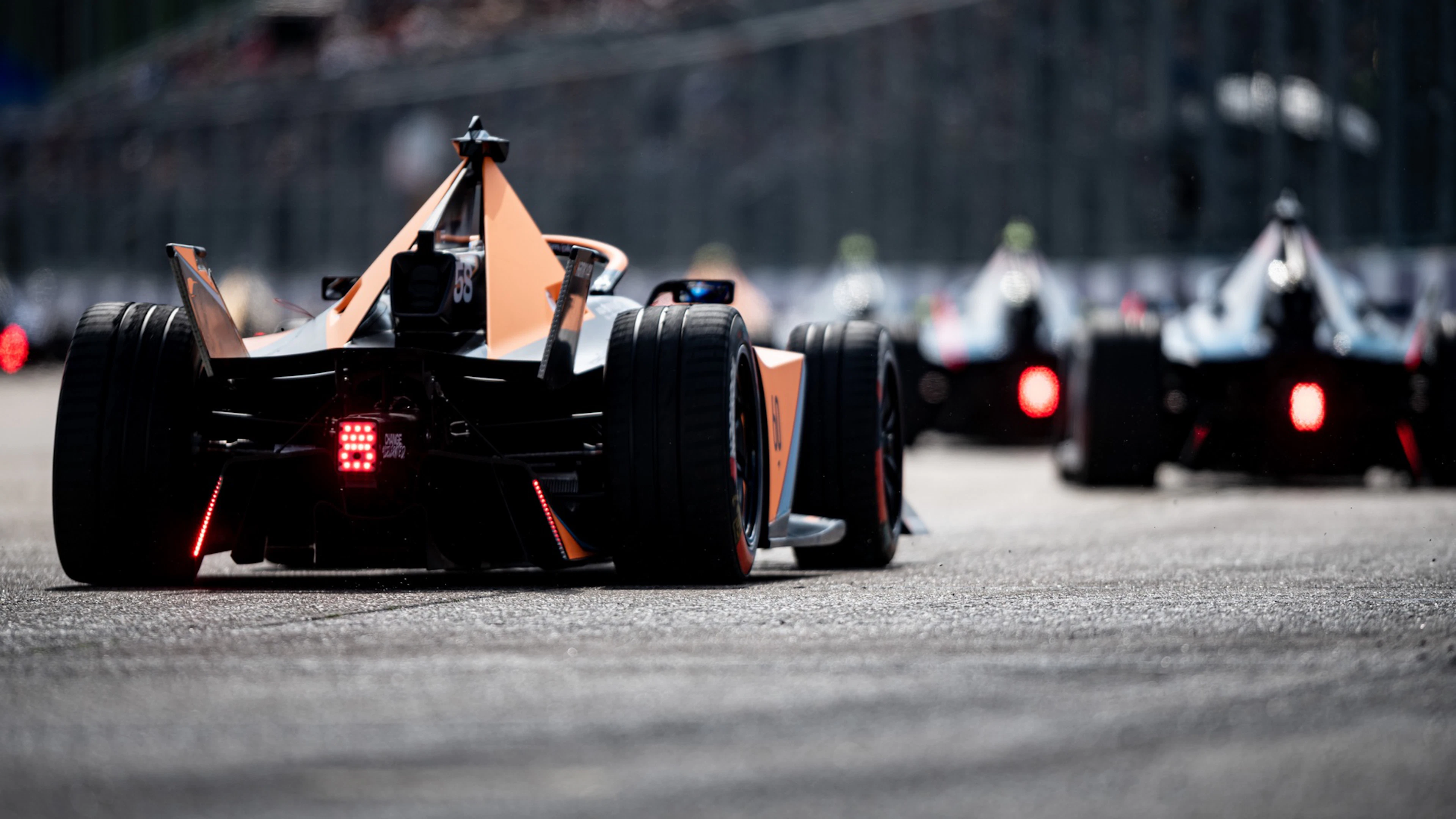 Drei Schweizer bei Formel-E-Spektakel in Tokio in Lauerposition