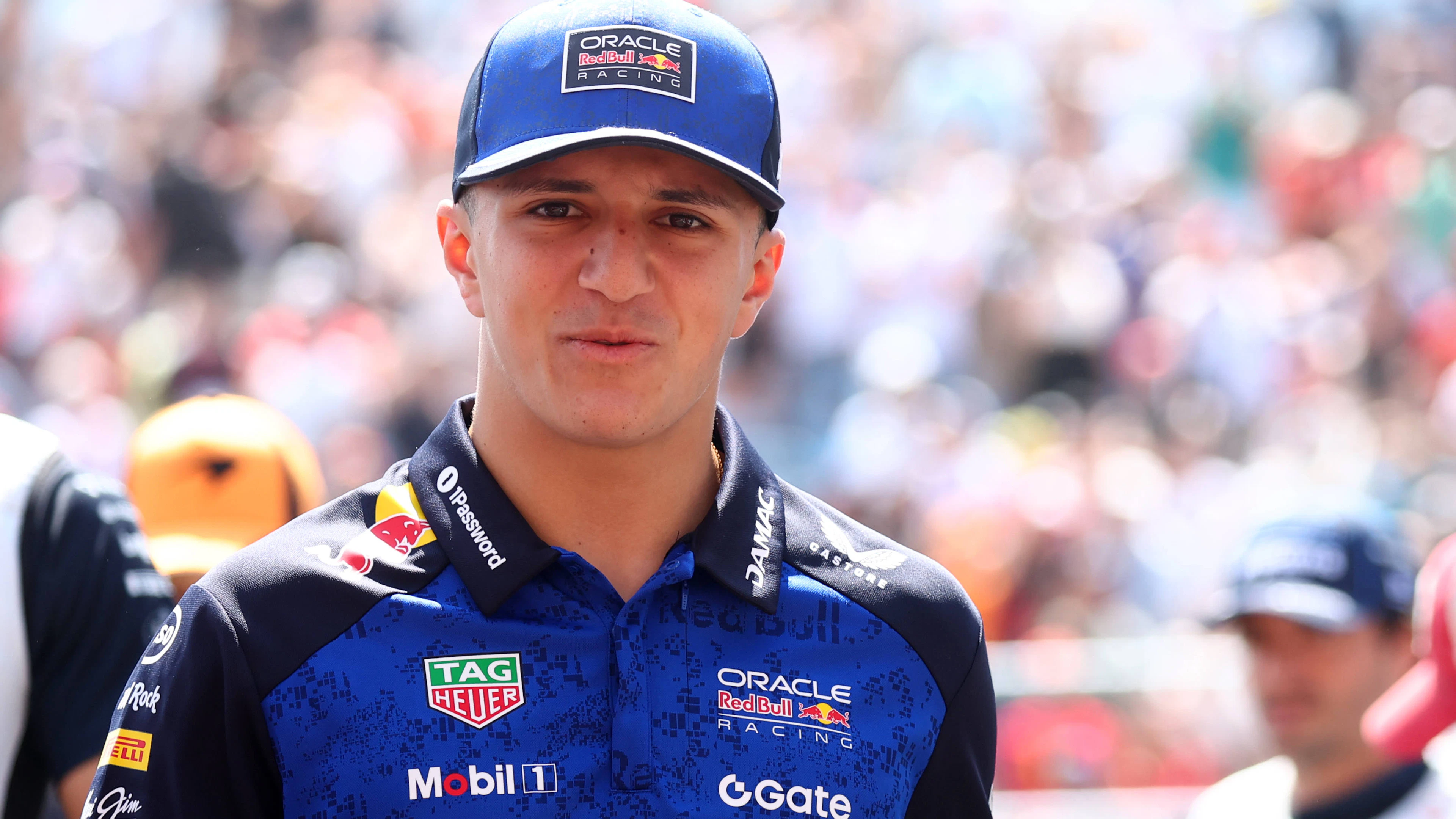 Isack Hadjar manages to tame his red bull.