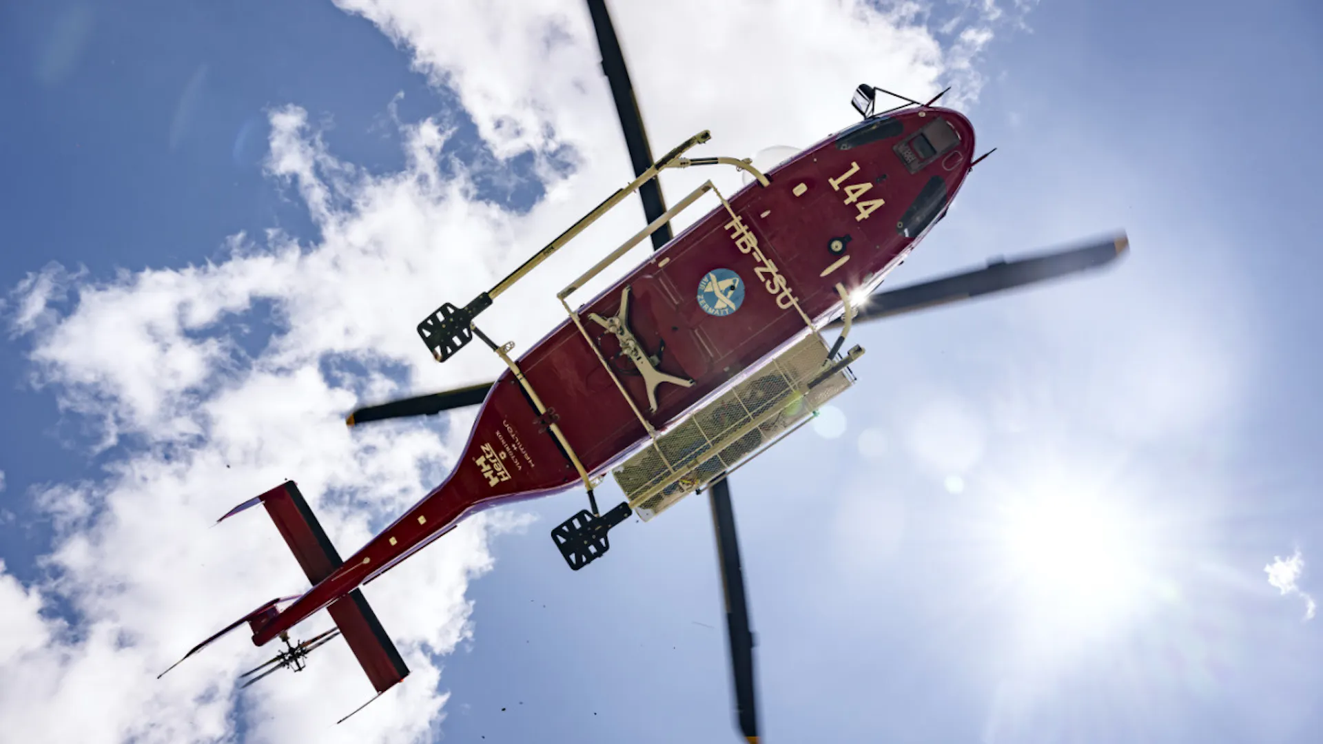 Paraglider Pilot Dies in Crash in Naters, Valais
