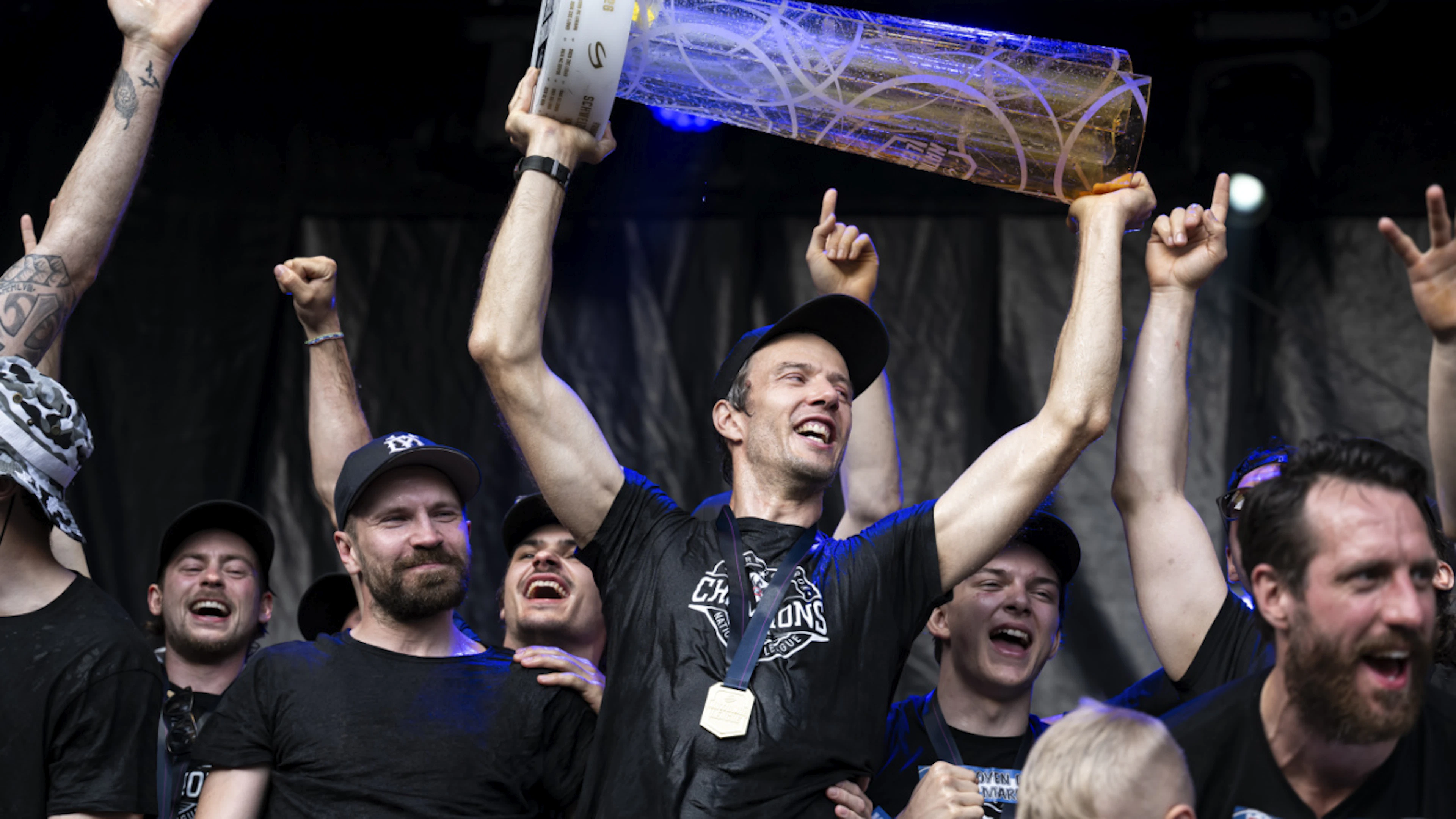 Fribourg-Gottéron rafle les honneurs aux Swiss Ice Hockey Awards 2026