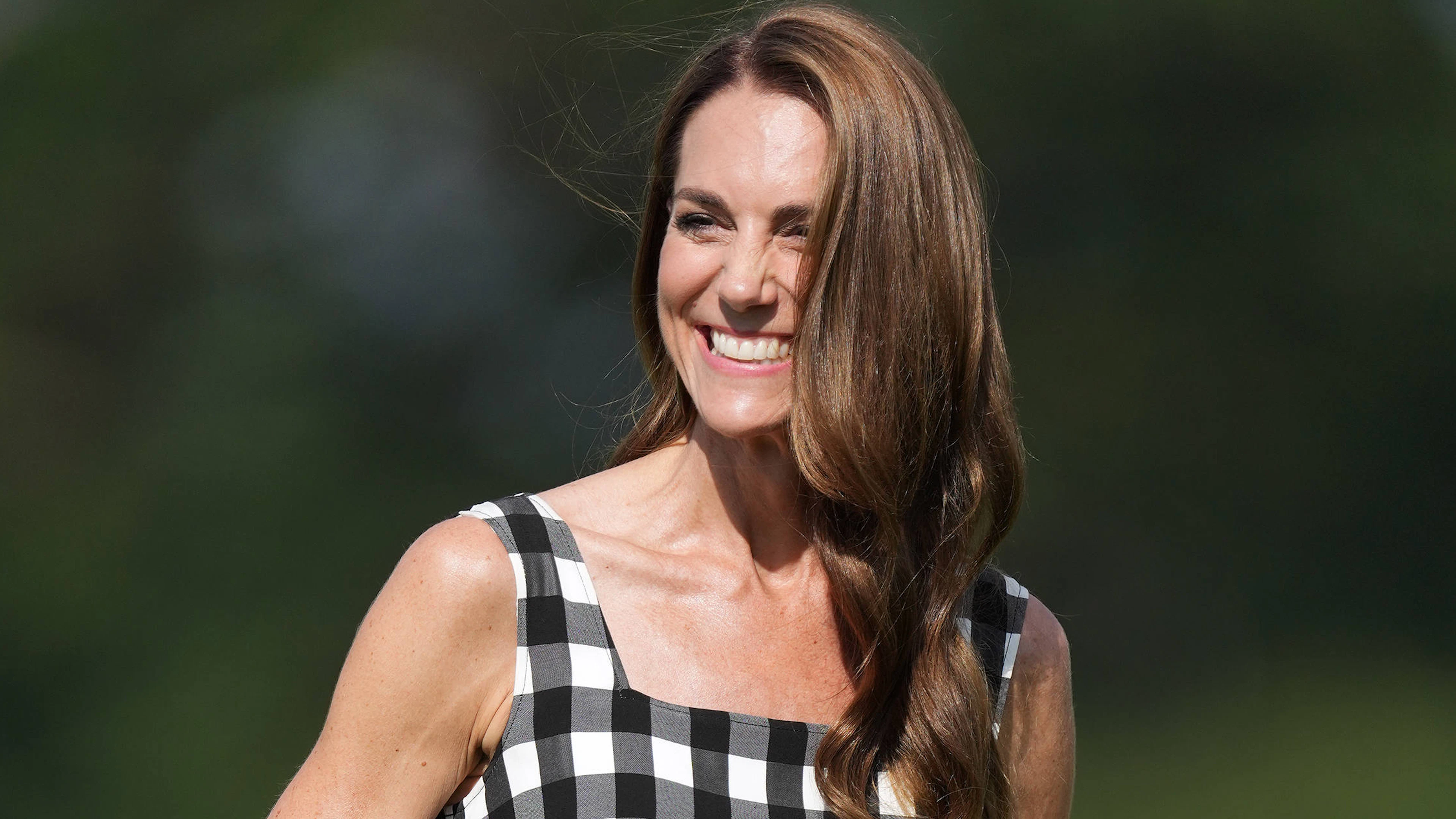 Kate Middleton e William salutano l'estate con un video sui social: poi il ritorno nel rifugio segreto