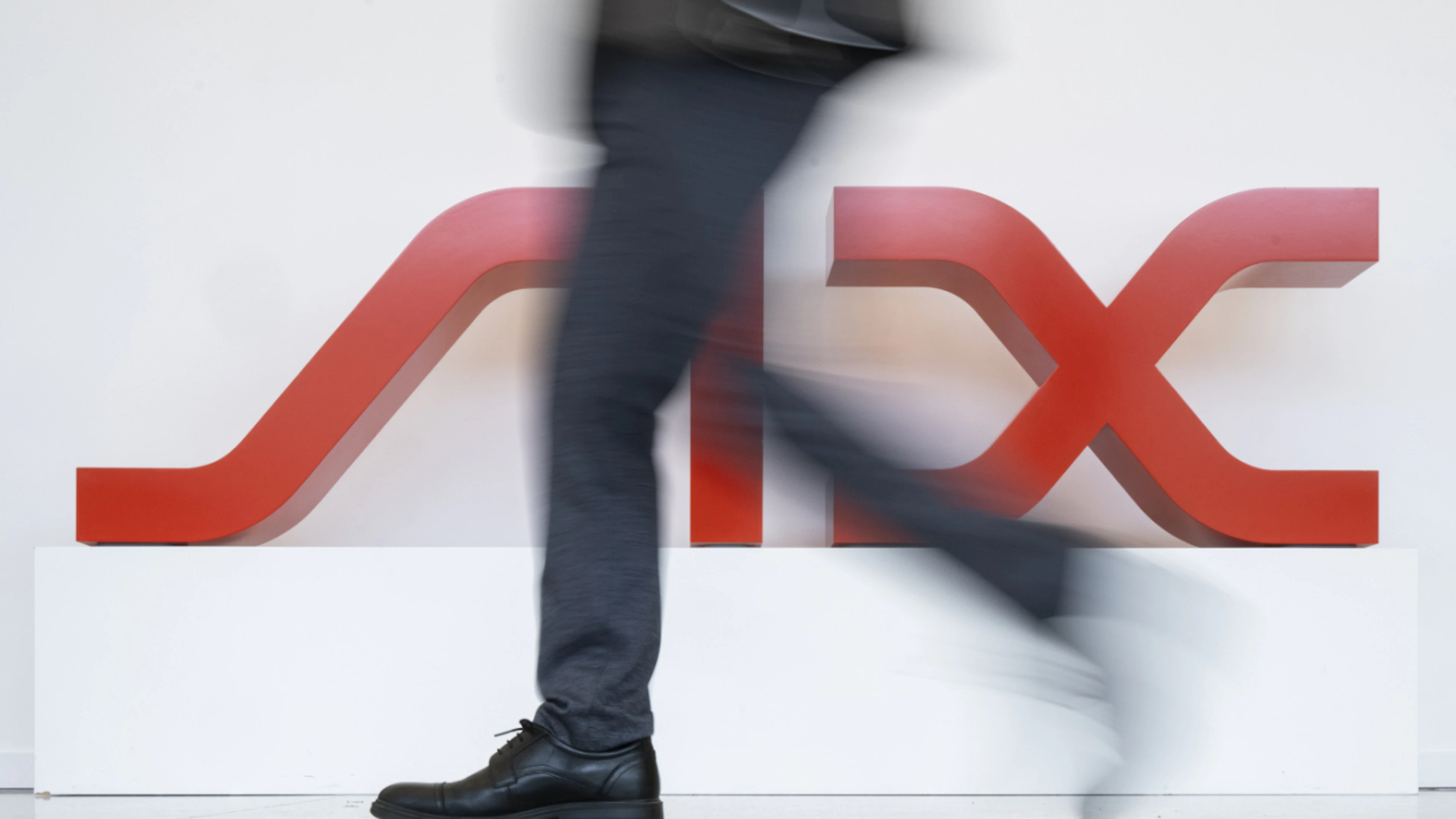 Meno volumi alla borsa svizzera in luglio, ha pesato il calo estivo