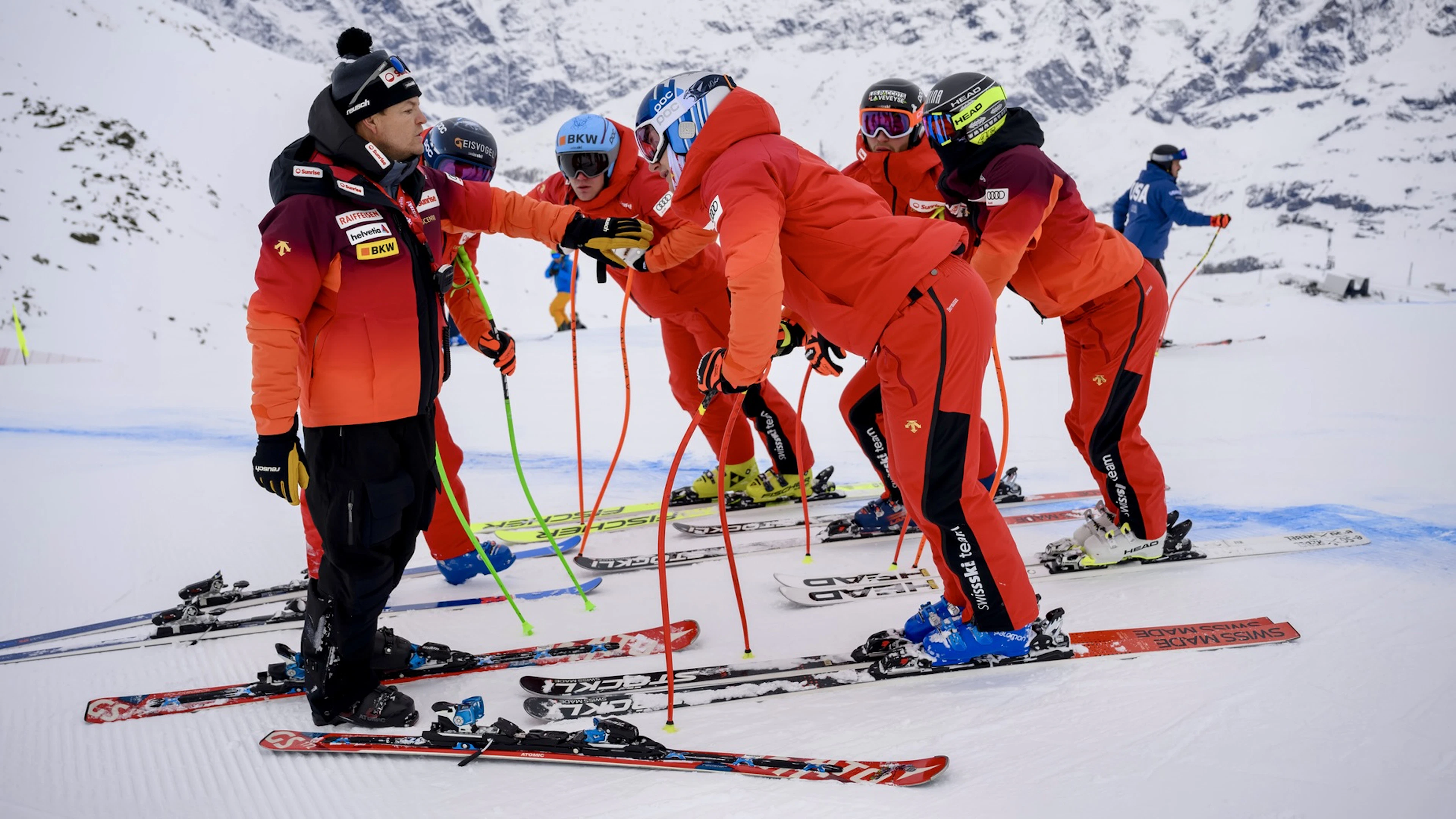 Pendant que Swiss-Ski profite de Zermatt, ses rivaux font la moue