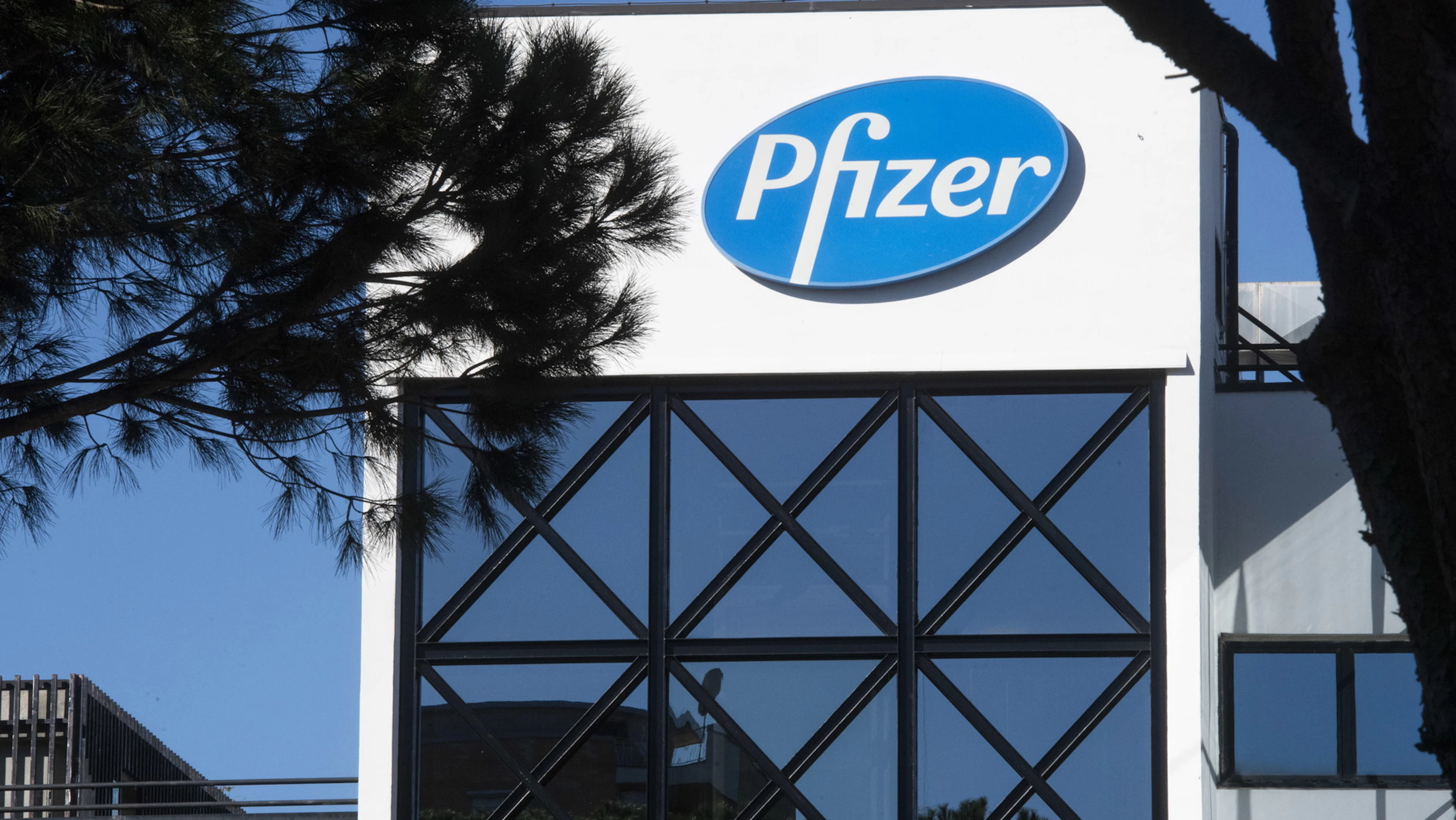 Pfizer dans le rouge au 2e trimestre après des déboires cliniques