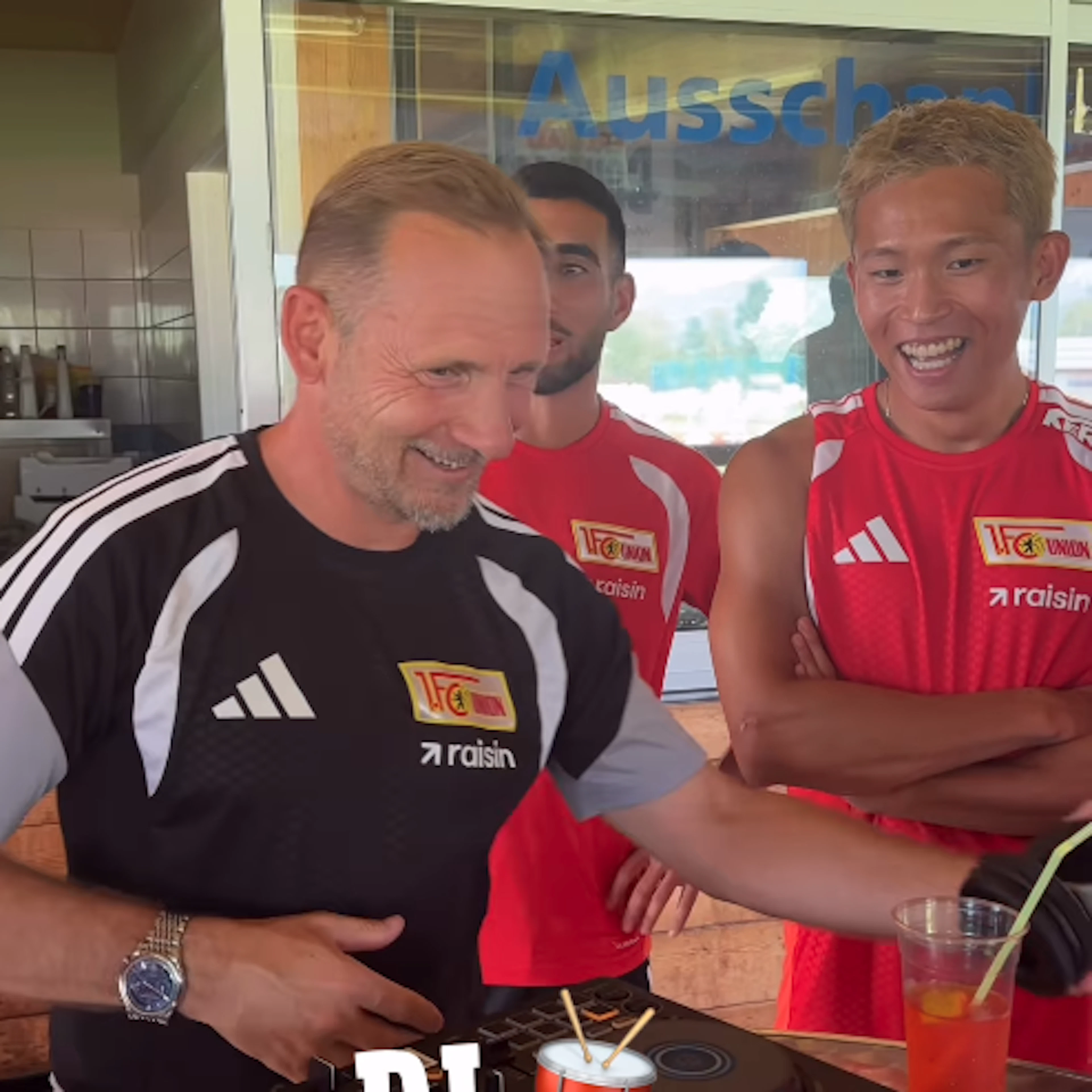 È tornato «DJ Lustrigol»