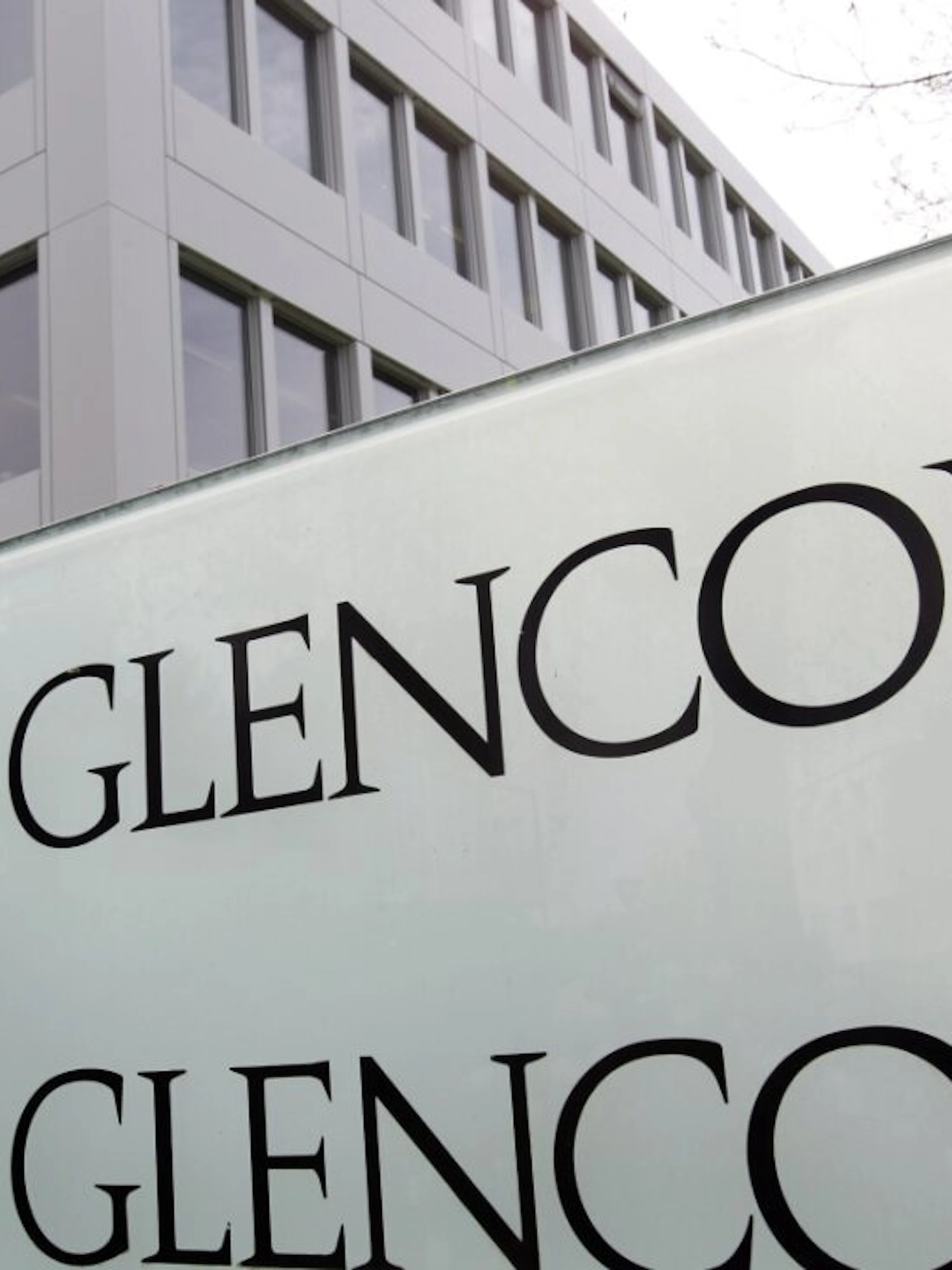 Glencore torna in zona utili, profitti per oltre 4 miliardi dollari