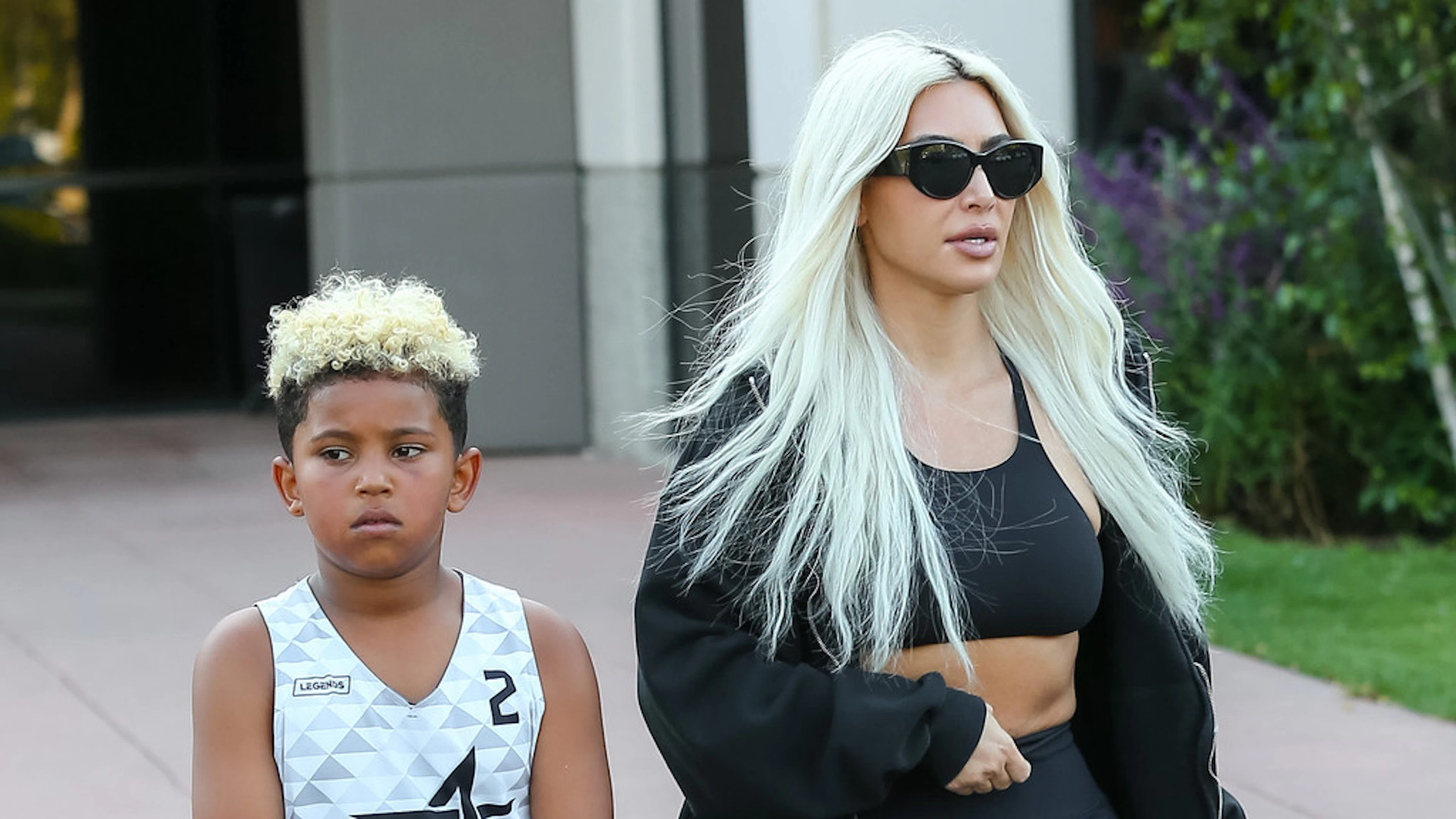 À 10 ans, le fils de Kim Kardashian débarque sur Intagram