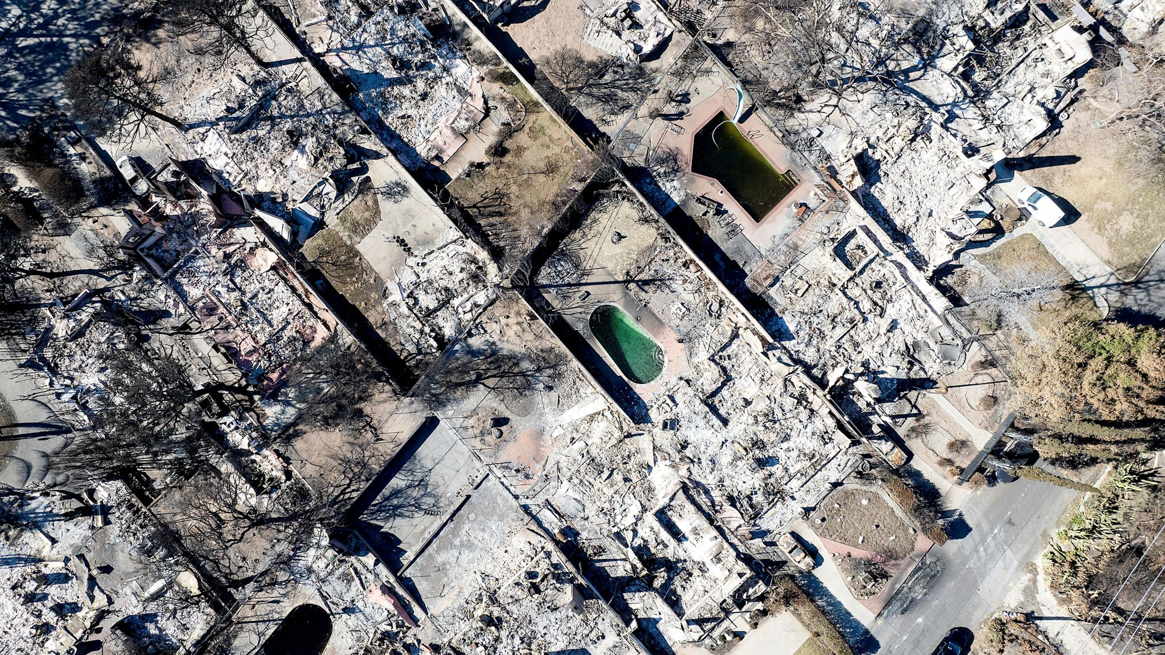 The cause of the Eaton fire is believed to be an electrical pole. (File photo)