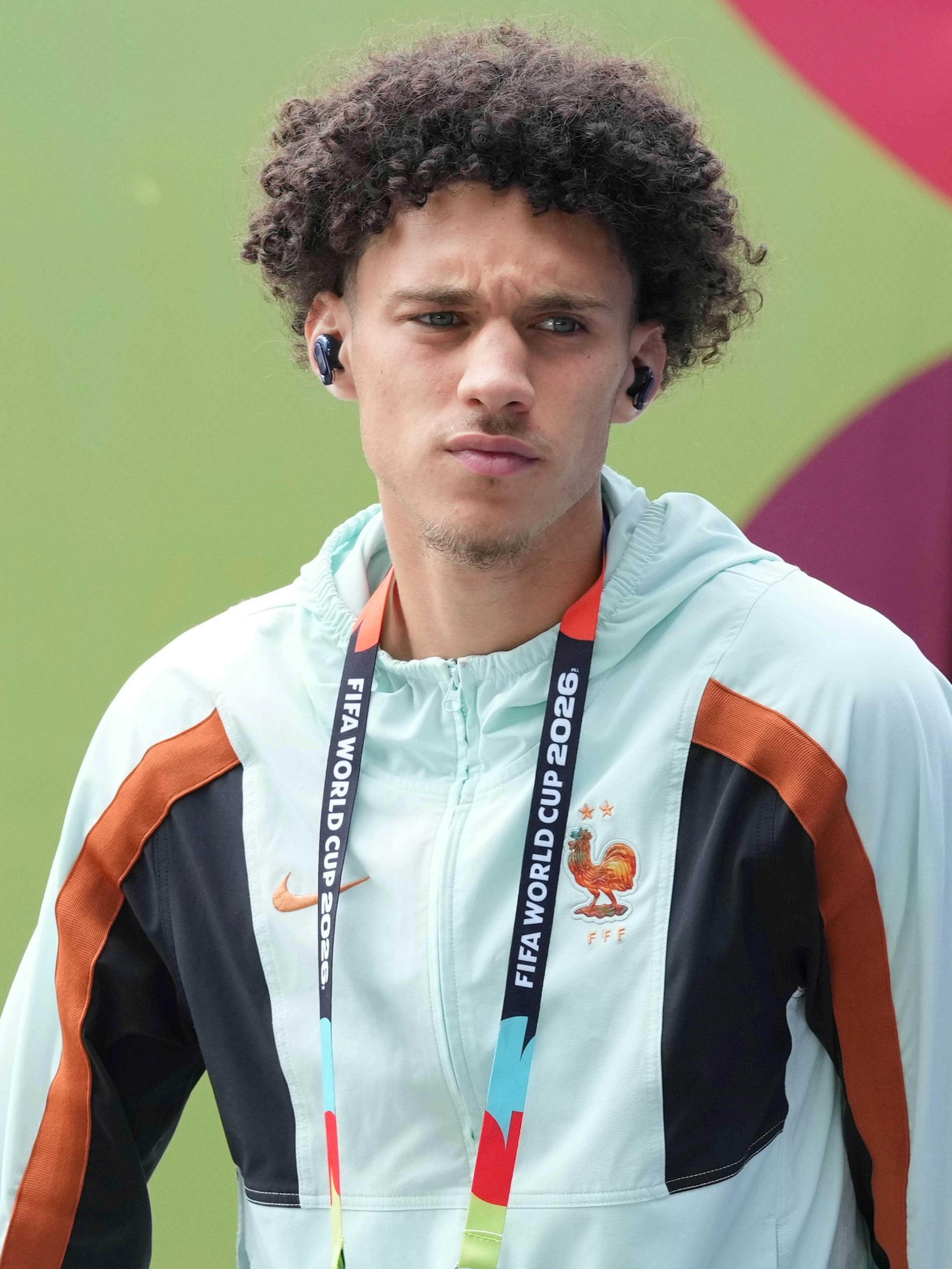 Le PSG officialise l'arrivée de Maghnès Akliouche