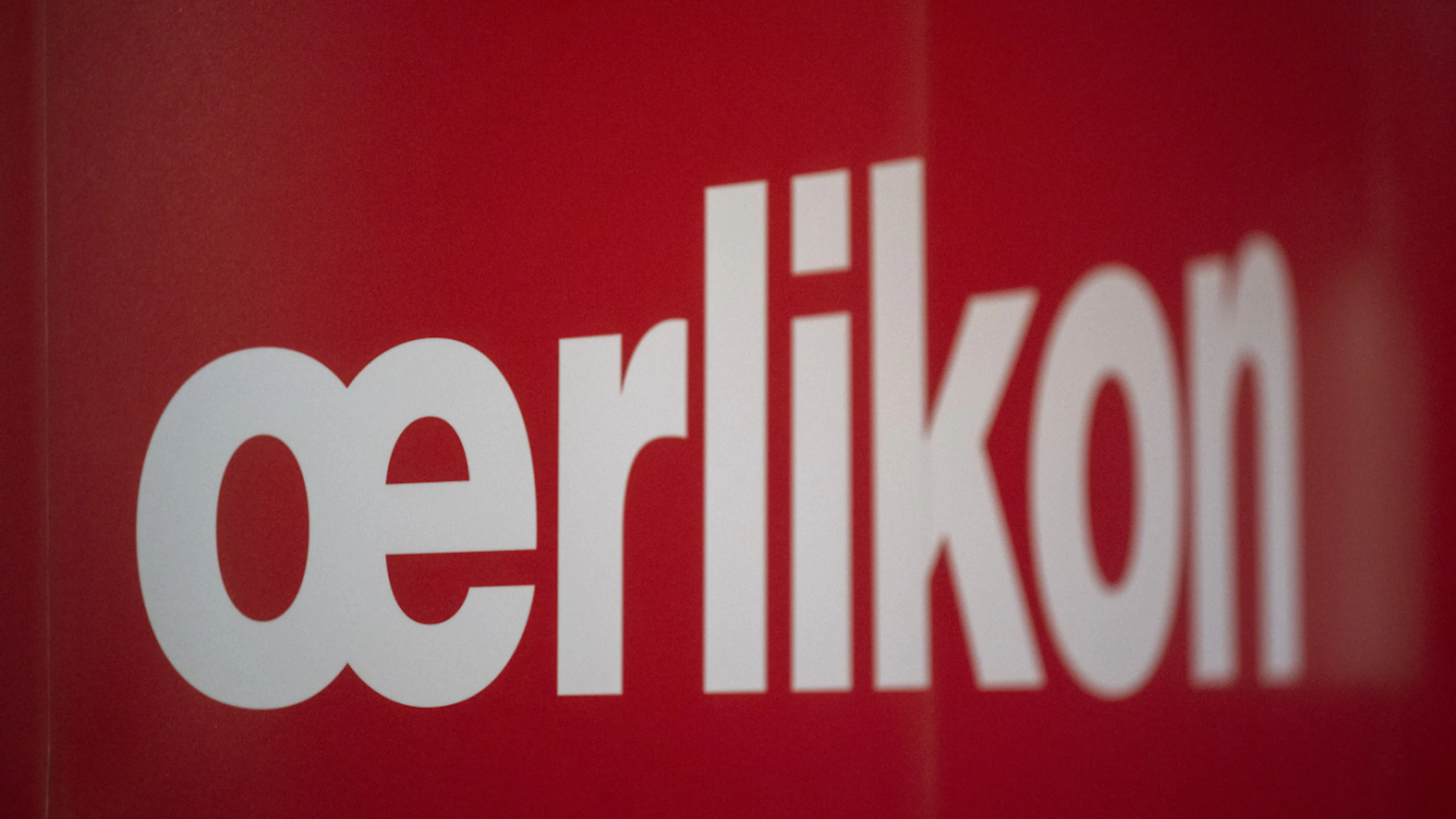 Oerlikon hebt nach starkem Semester Prognose für das Gesamtjahr an