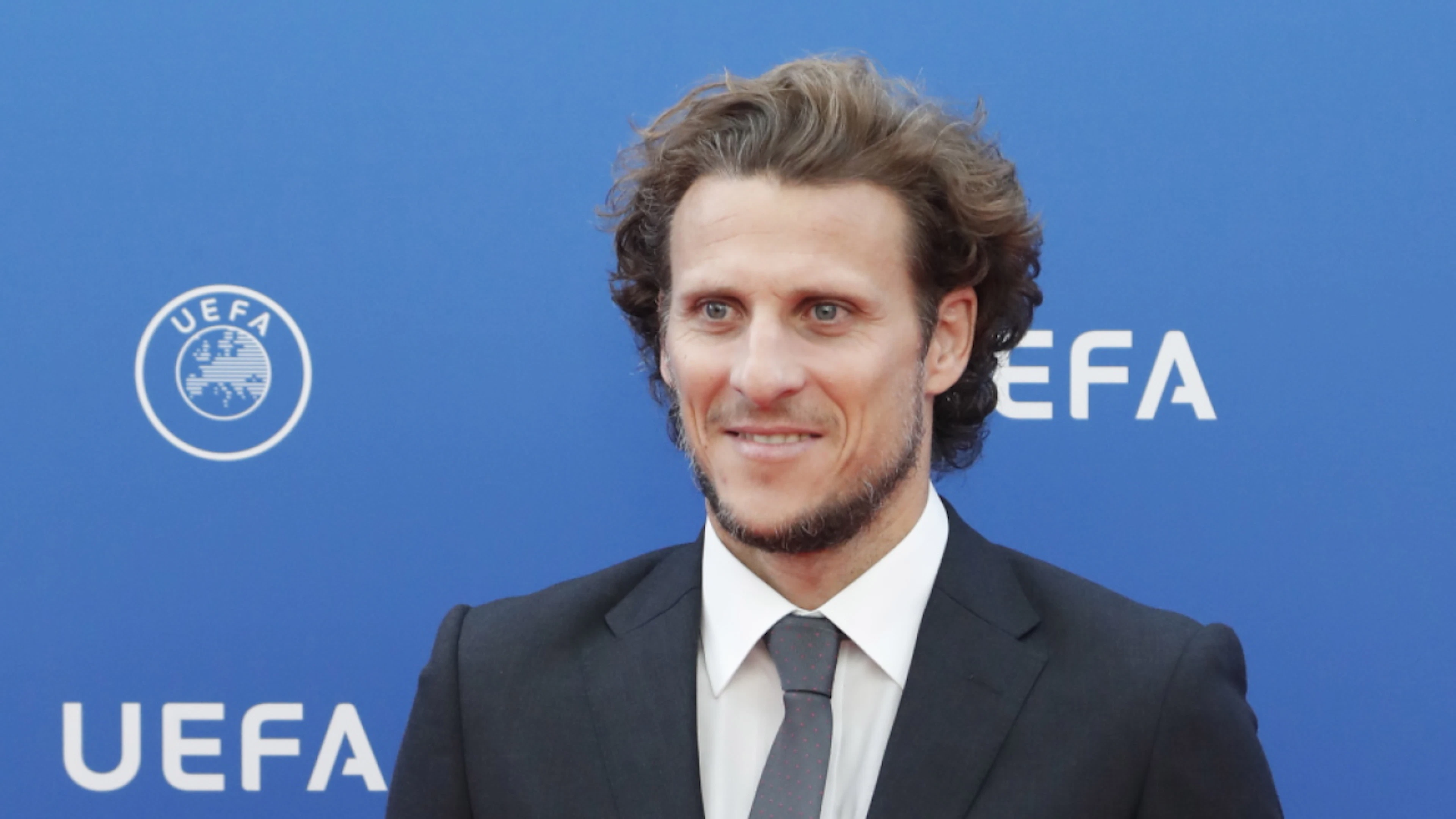 New Role: Diego Forlán Takes Over as Head Coach of the Uruguayan National Team