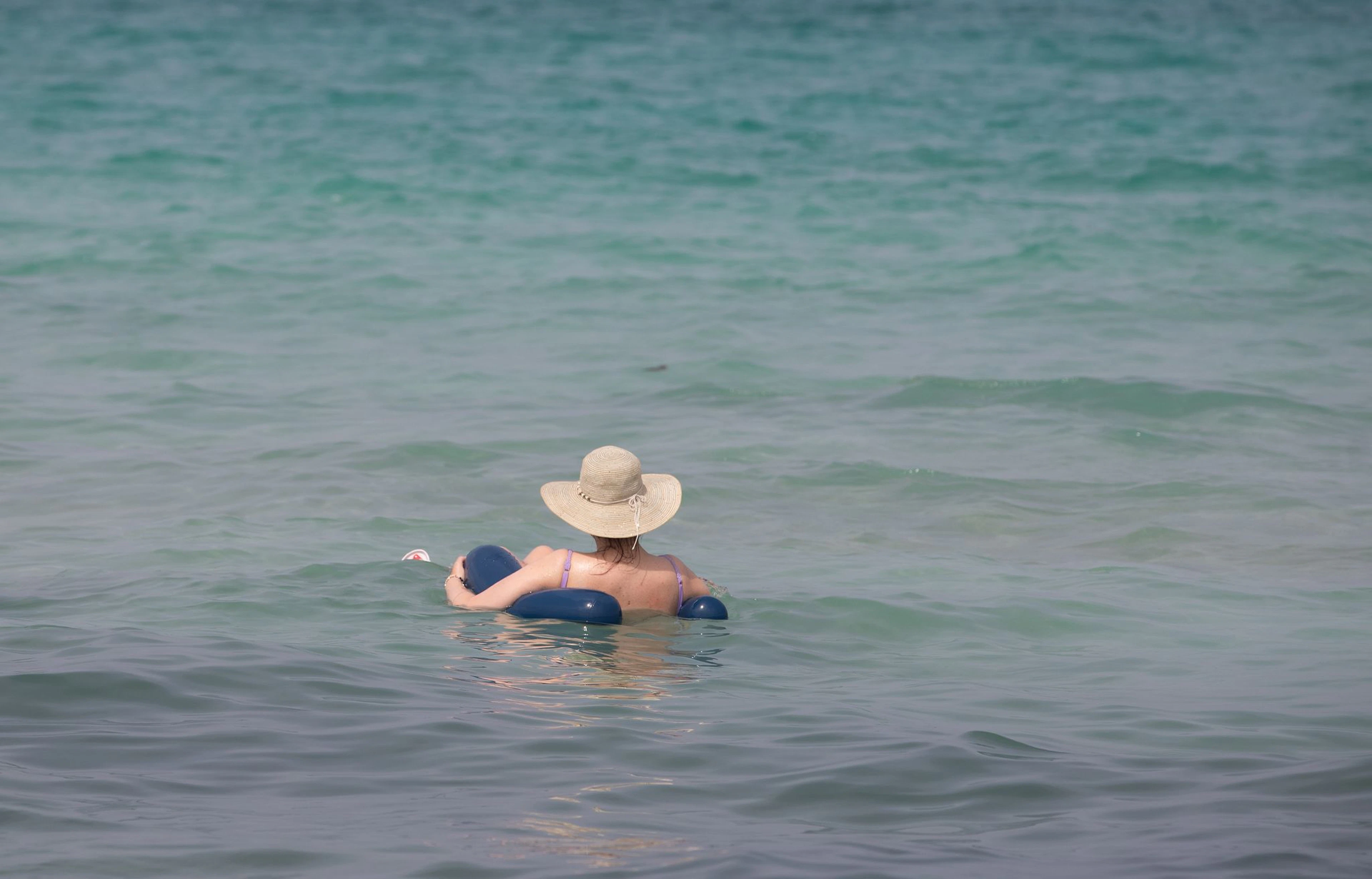 Swimming in the Mediterranean is currently anything but refreshing for vacationers in Mallorca.