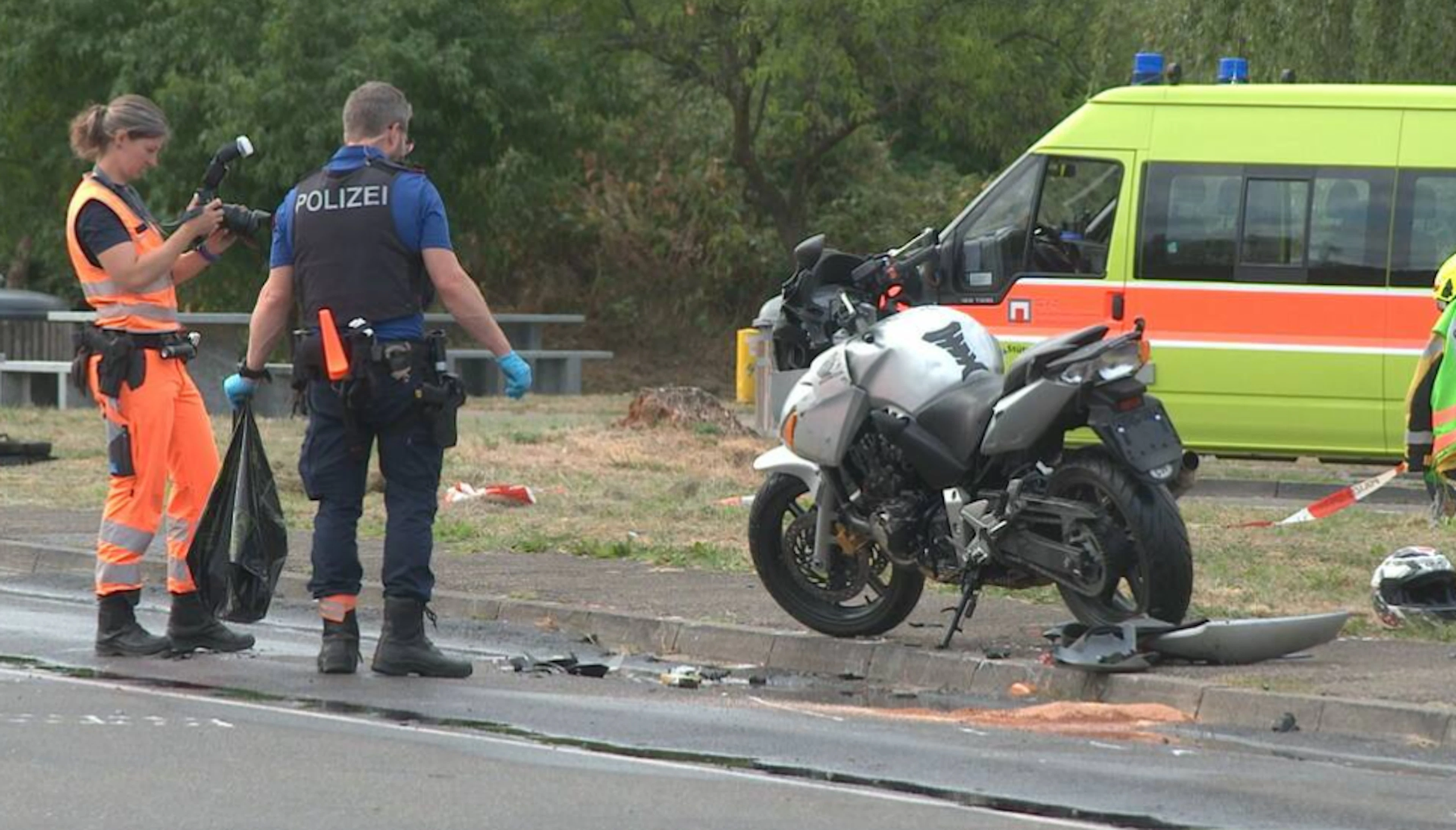 Der Töff wurde im Kanton Zug gestohlen.