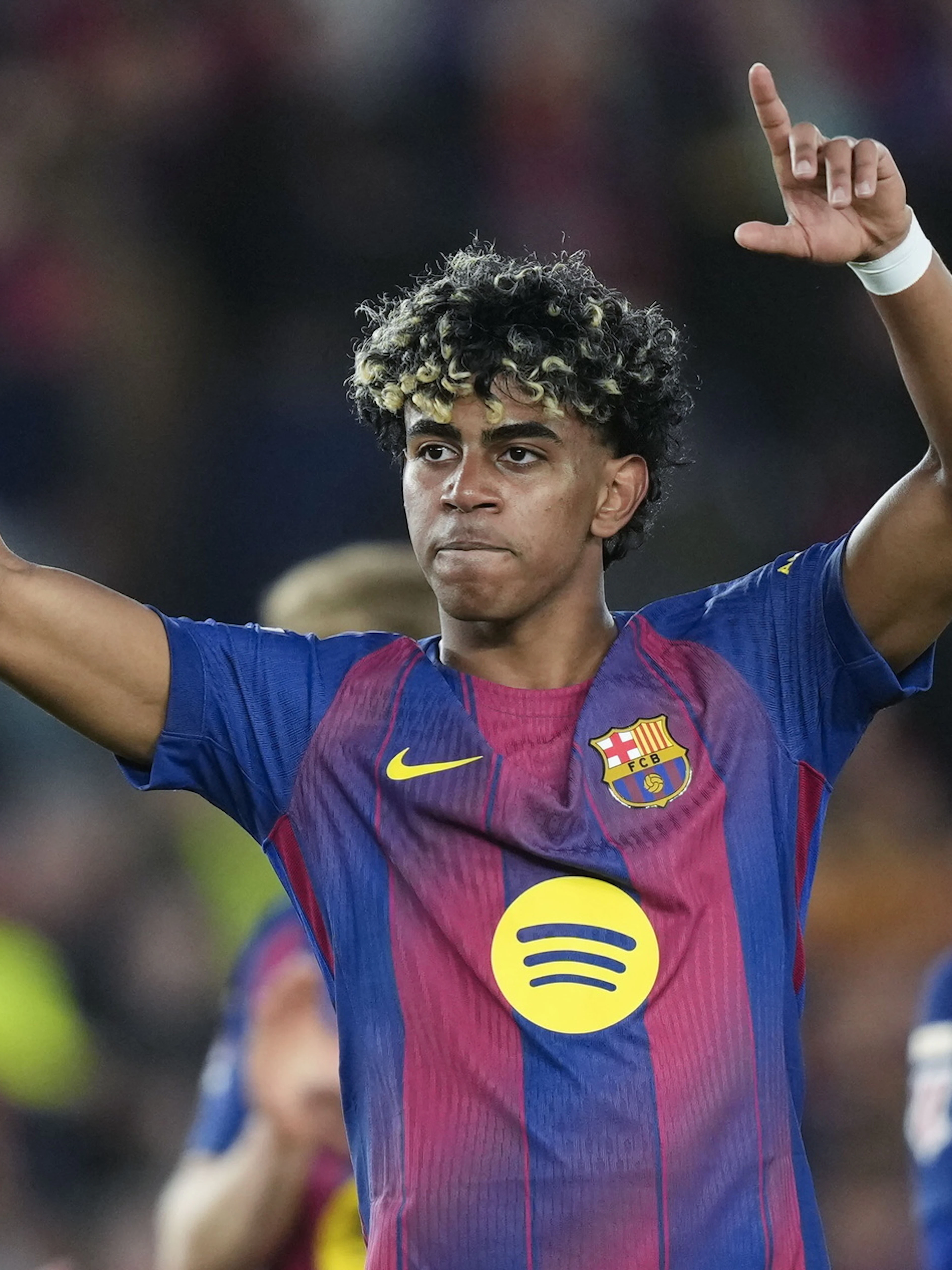 FC Basel Halts Advance Ticket Sales for Blockbuster Match Against Barça
