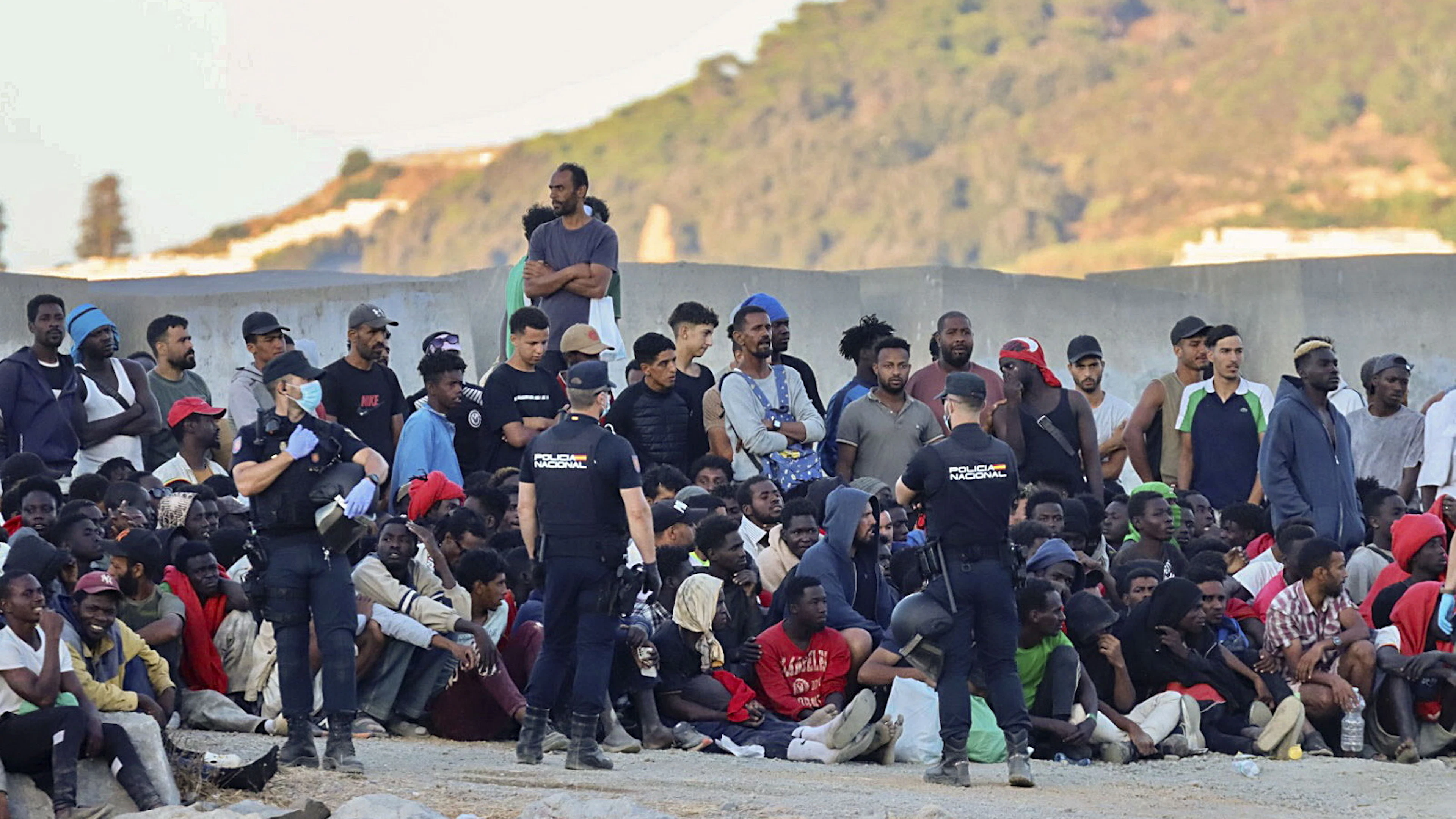 L'Espagne avertit l'Italie de possibles mesures de rétorsion
