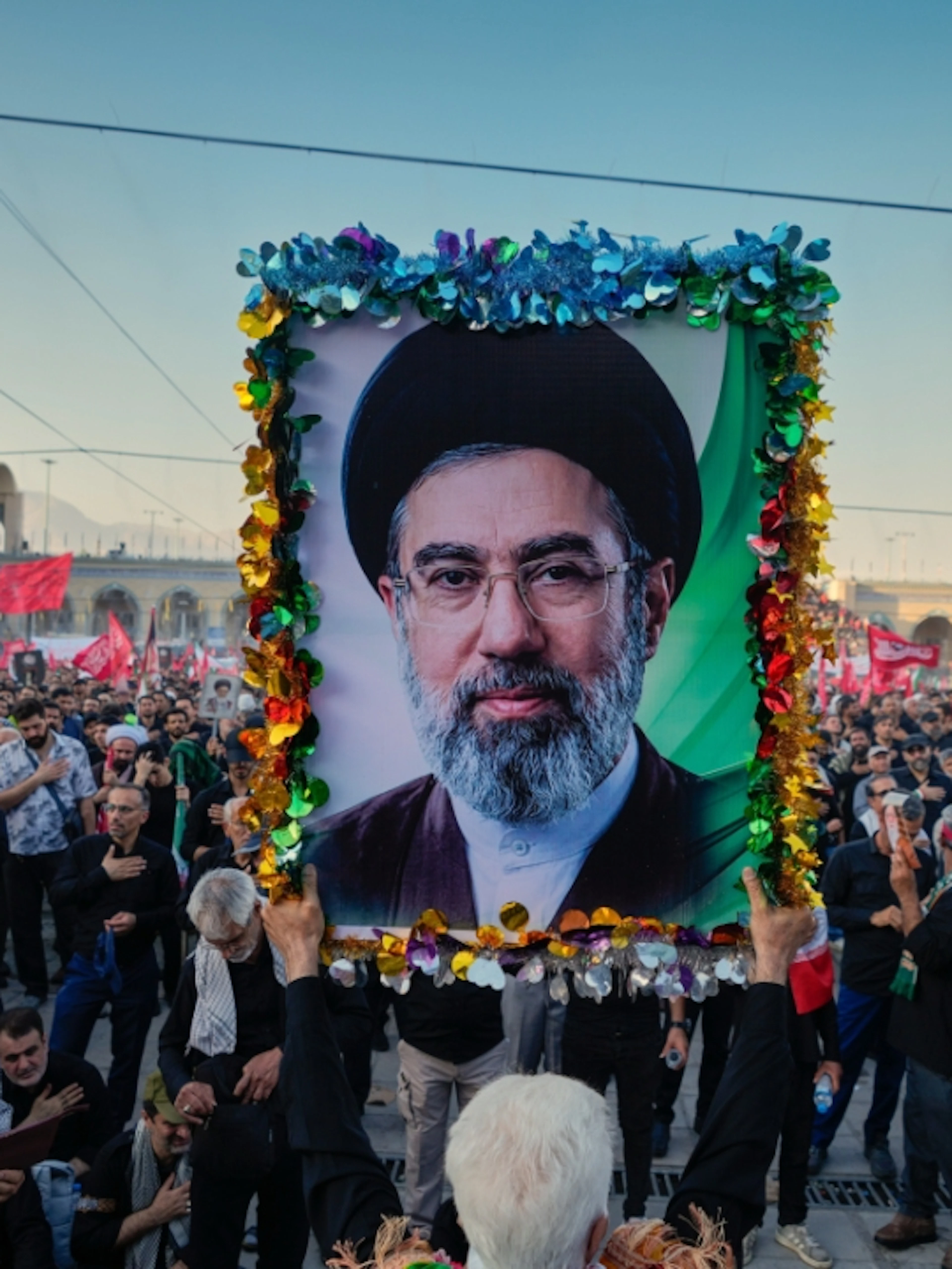 L'Ayatollah Mojtaba Khamenei «è grave, potrebbe morire presto», Pezeshkian: «Lui ci dà forza»