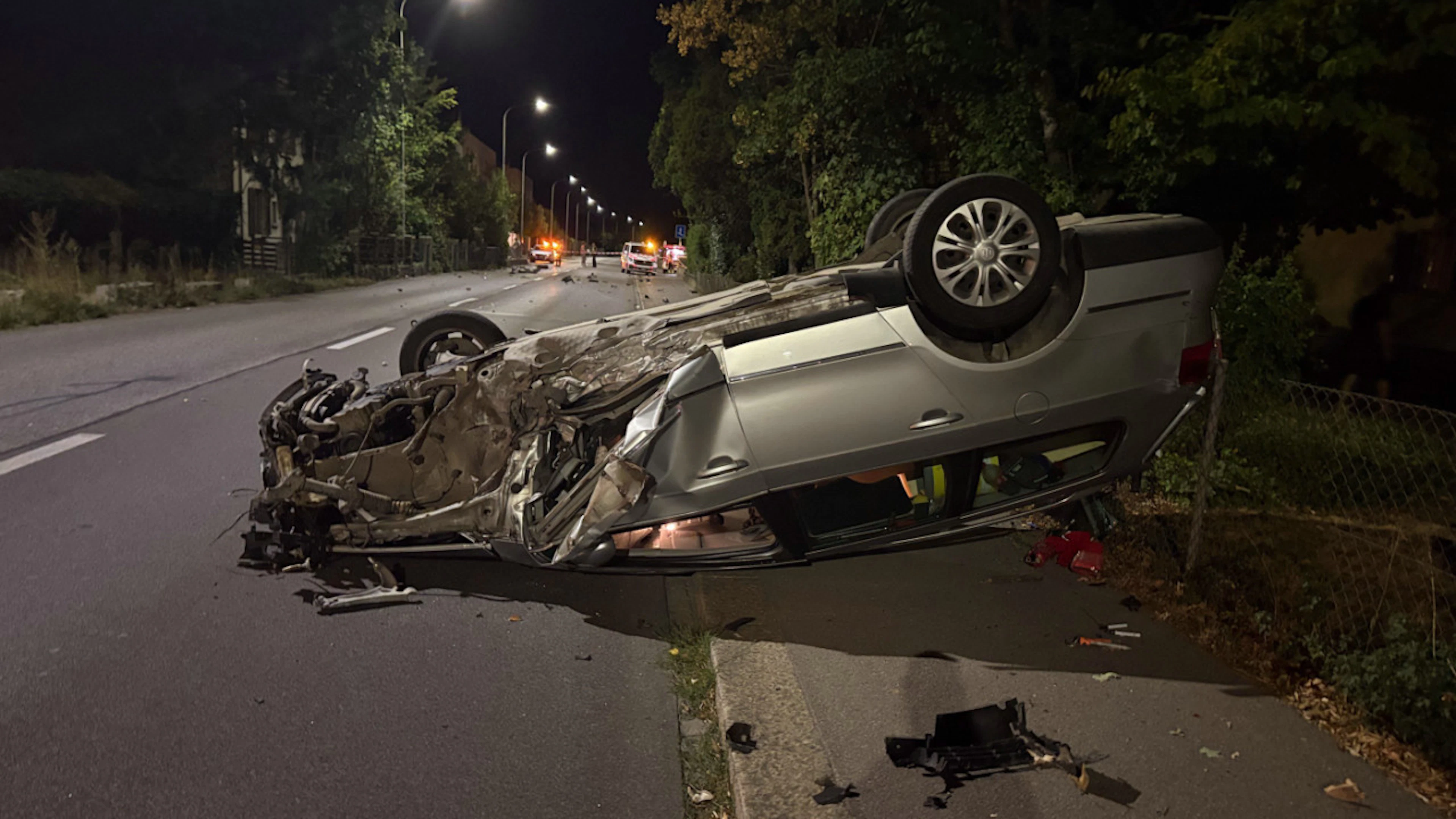 Un 21enne ubriaco e senza patente finisce contro un muro nel Canton Argovia