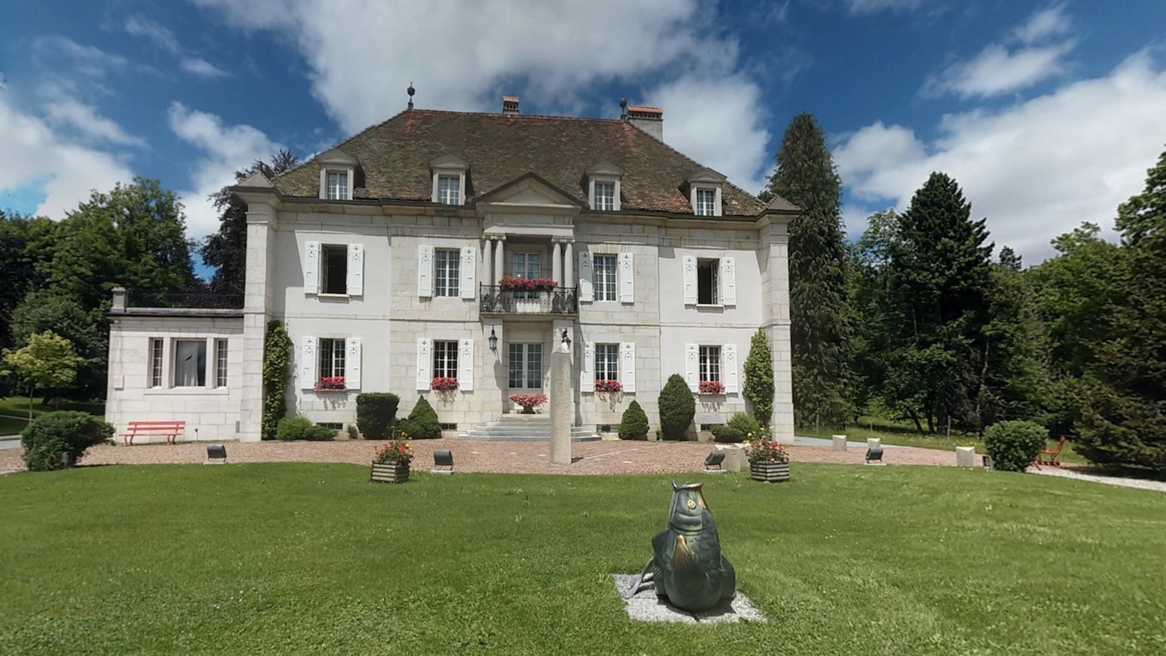 Cambriolage au musée de l'horlogerie au Locle : quatre malfrats en fuite