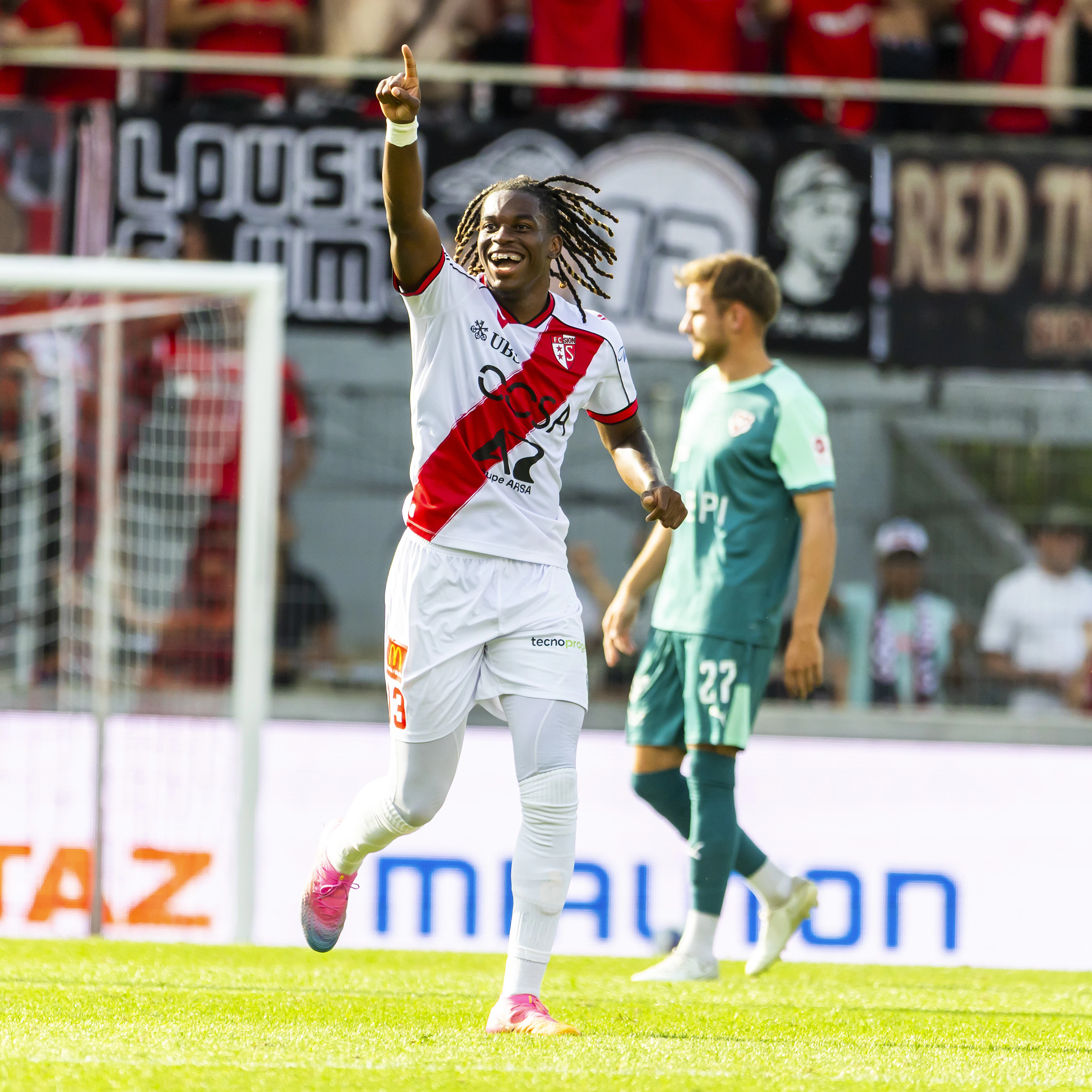 Surdez schiesst Sion spät zum Sieg gegen Vaduz