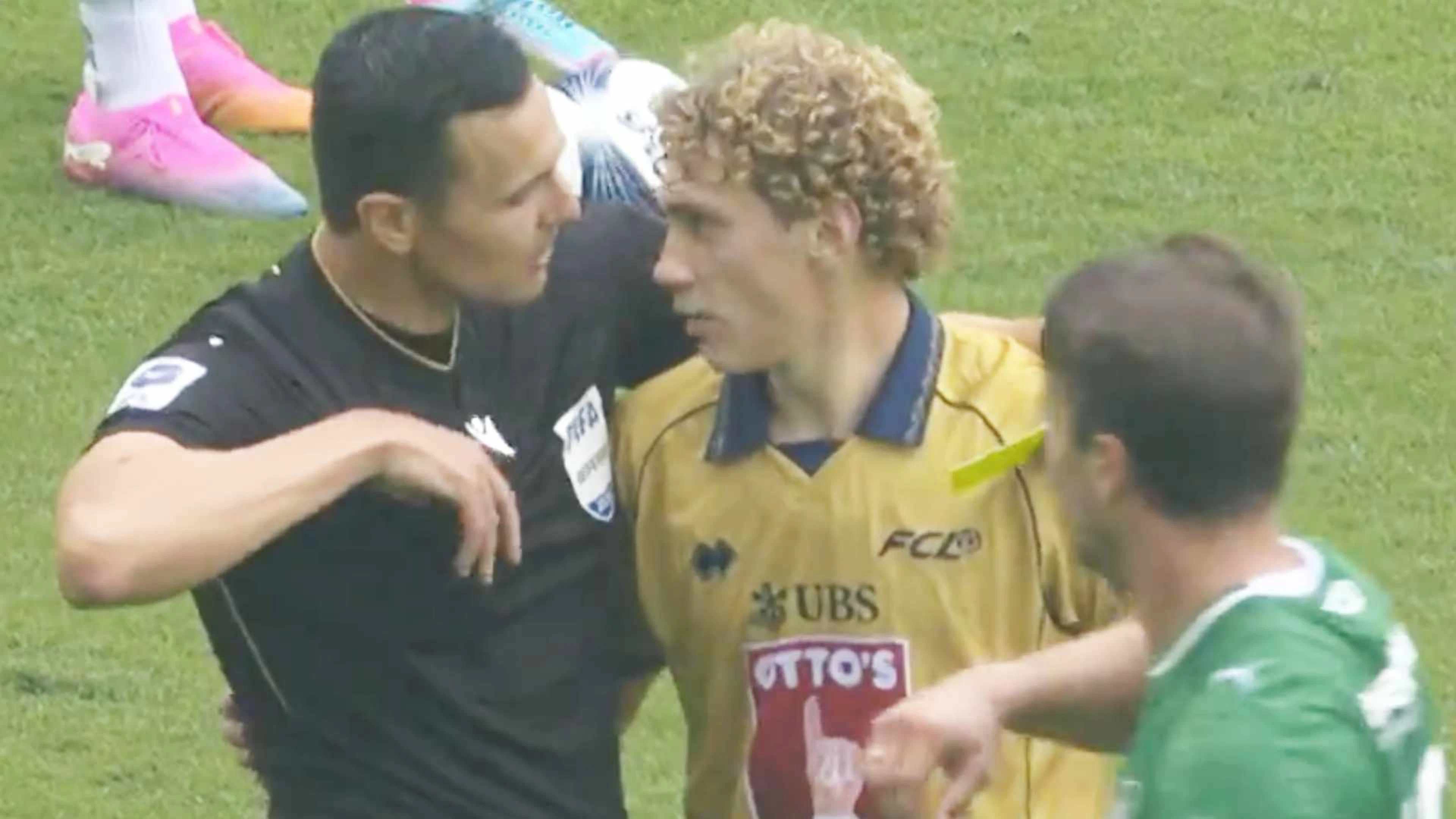 Mikolajewski trifft nach 67 Sekunden, sieht die Rote Karte – aber muss nicht vom Platz