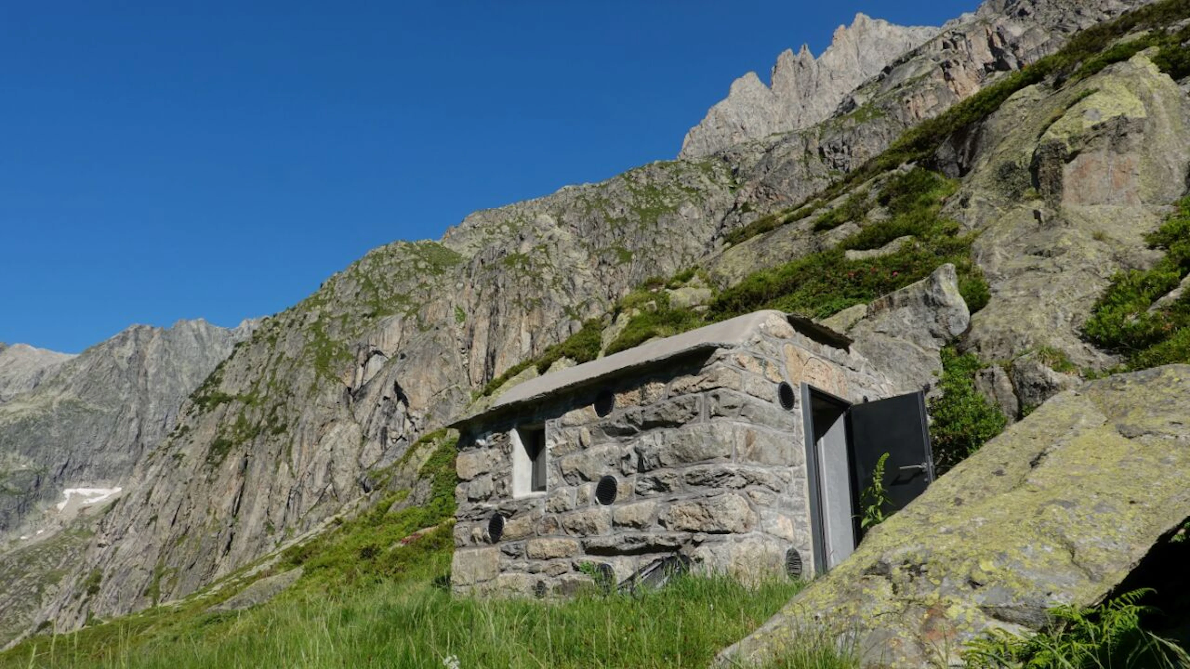 Le Musée alpin de Berne restitue la statue d'un saint
