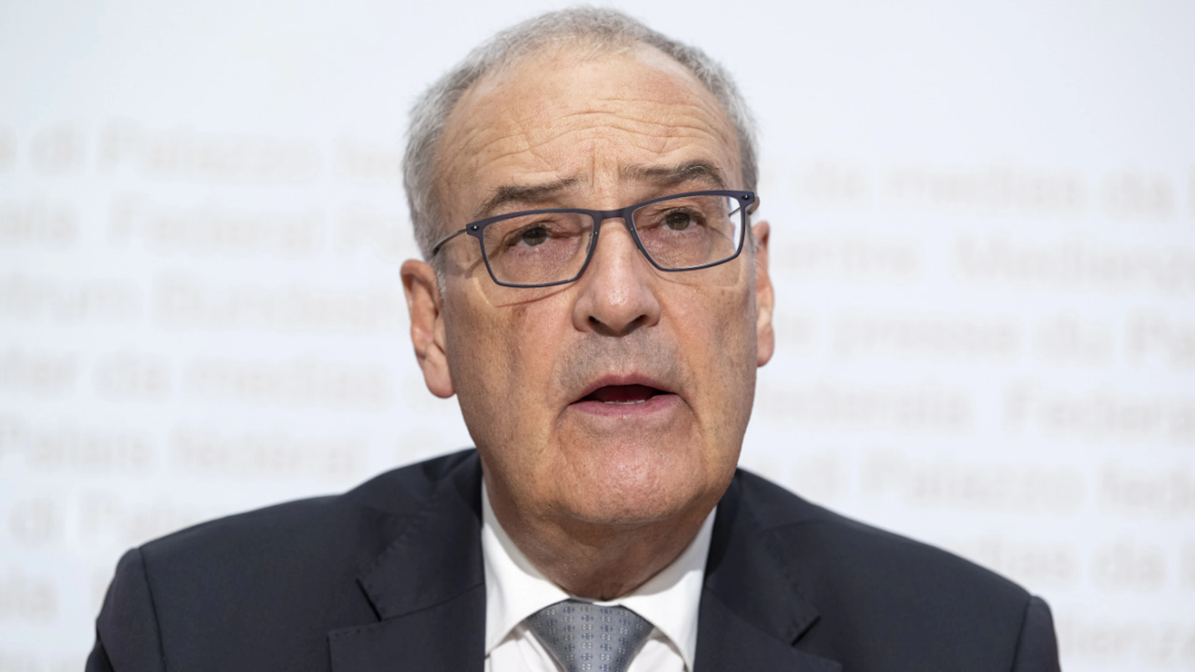 Parmelin illustra il «no» del Consiglio federale all'iniziativa sull'alimentazione