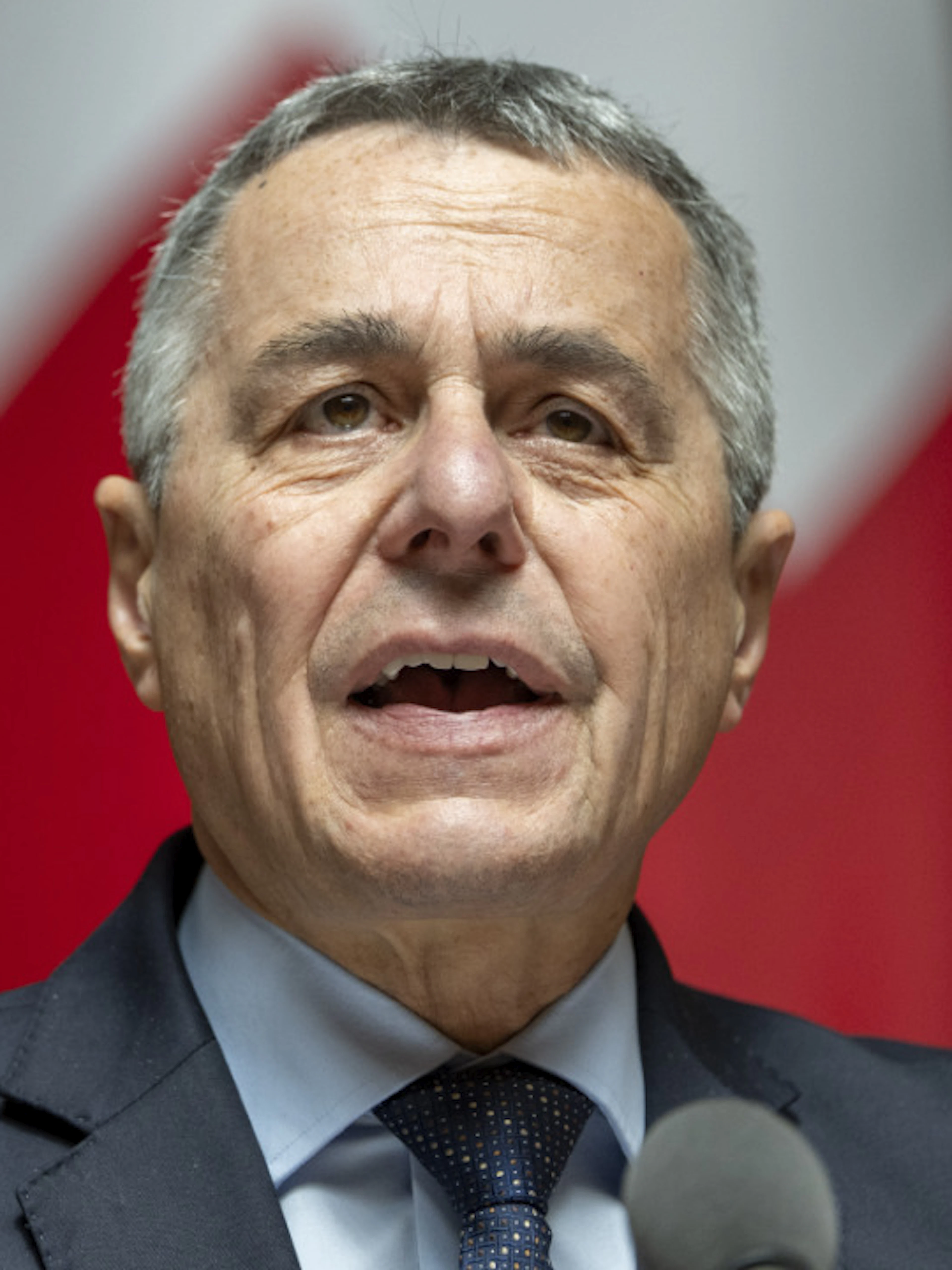 Le gouvernement refuse une définition plus stricte de la neutralité