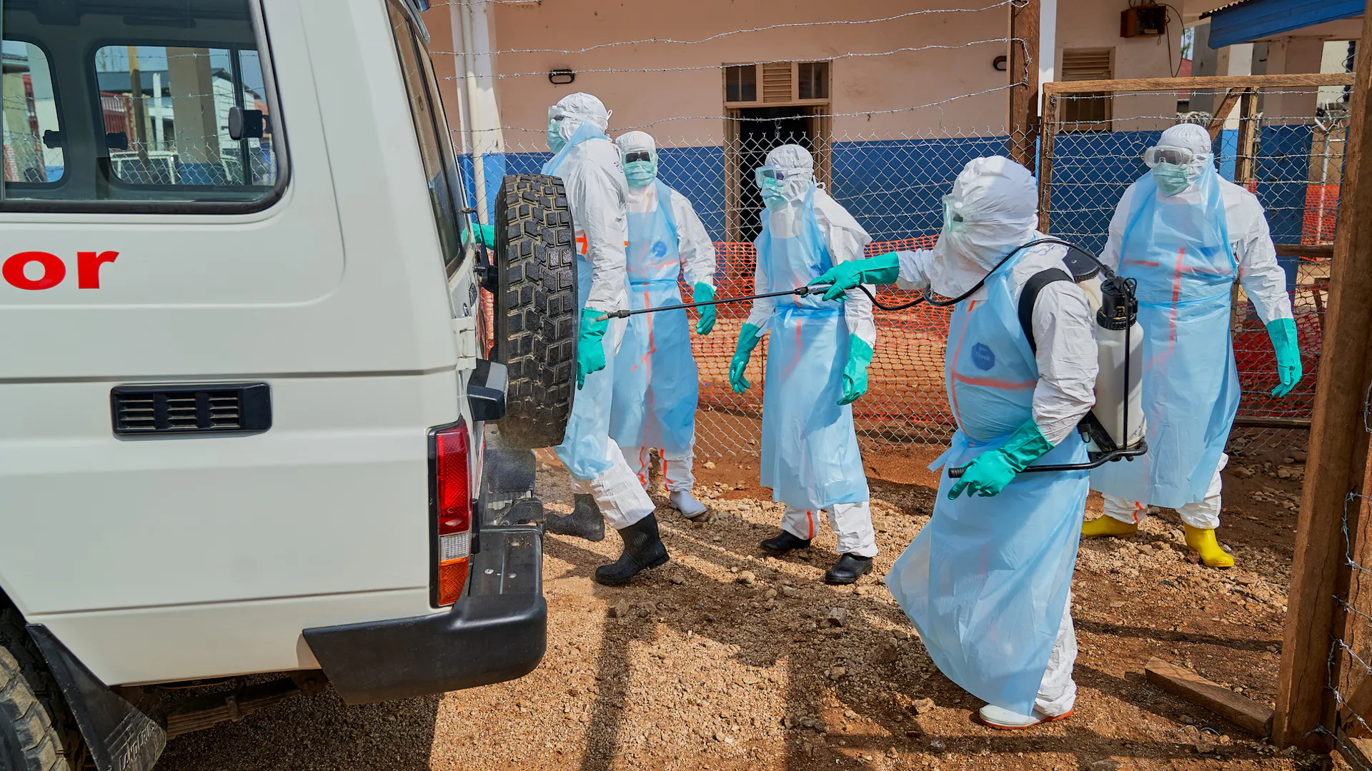 Ebola : plusieurs membres du mouvement de la Croix-Rouge blessés