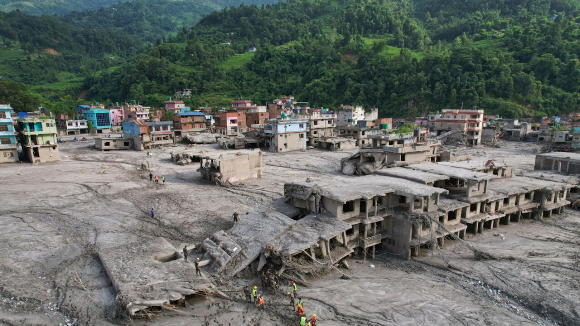 Alluvione in Nepal, il bilancio sale a 750 morti e 3044 dispersi