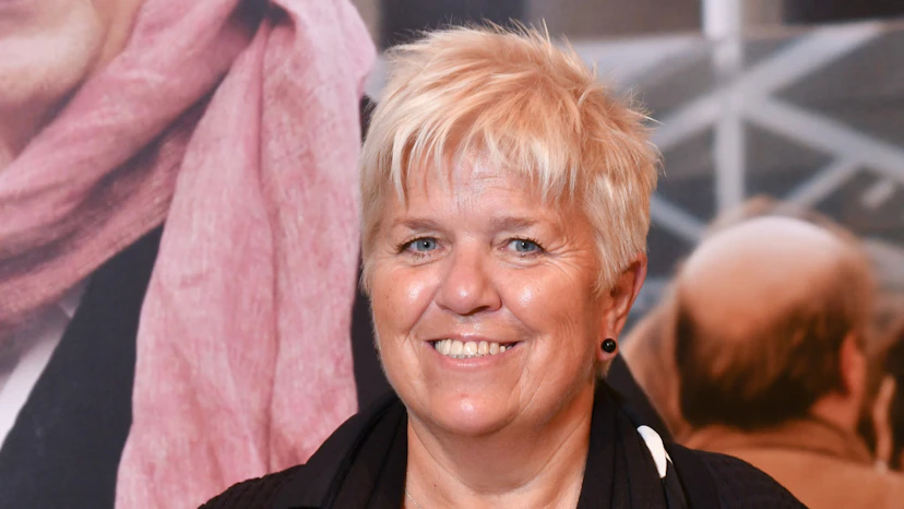 mimie-mathy-annonce-qu-elle-ne-peut-plus-marcher