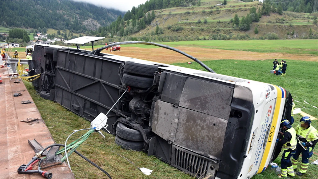 Car Accident Near Zernez, GR, Leaves Five Dead—Driver Is a Local Politician