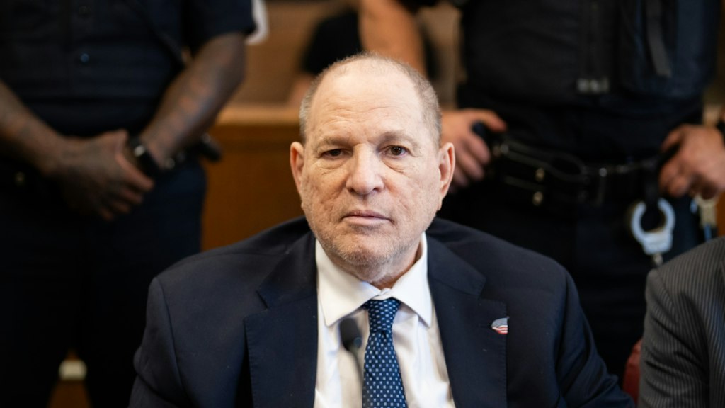 bluewin.ch - Media: 15 Years in Prison for Former Hollywood Mogul Weinstein