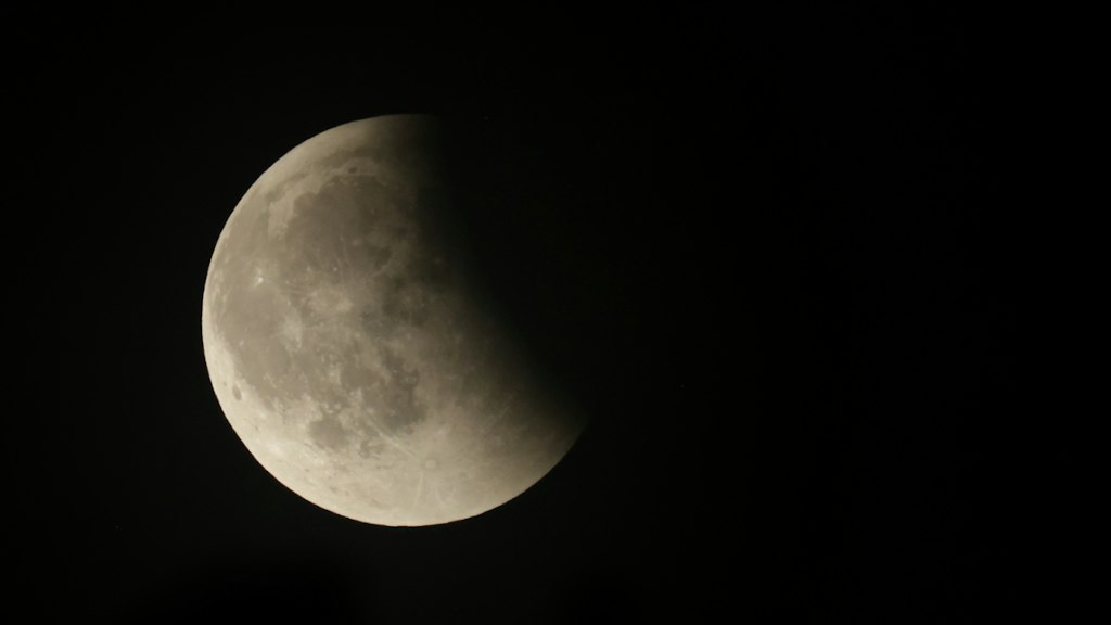 bluewin.ch - The Moon Is Becoming a Billion-Dollar Market-and Switzerland Is in on It
