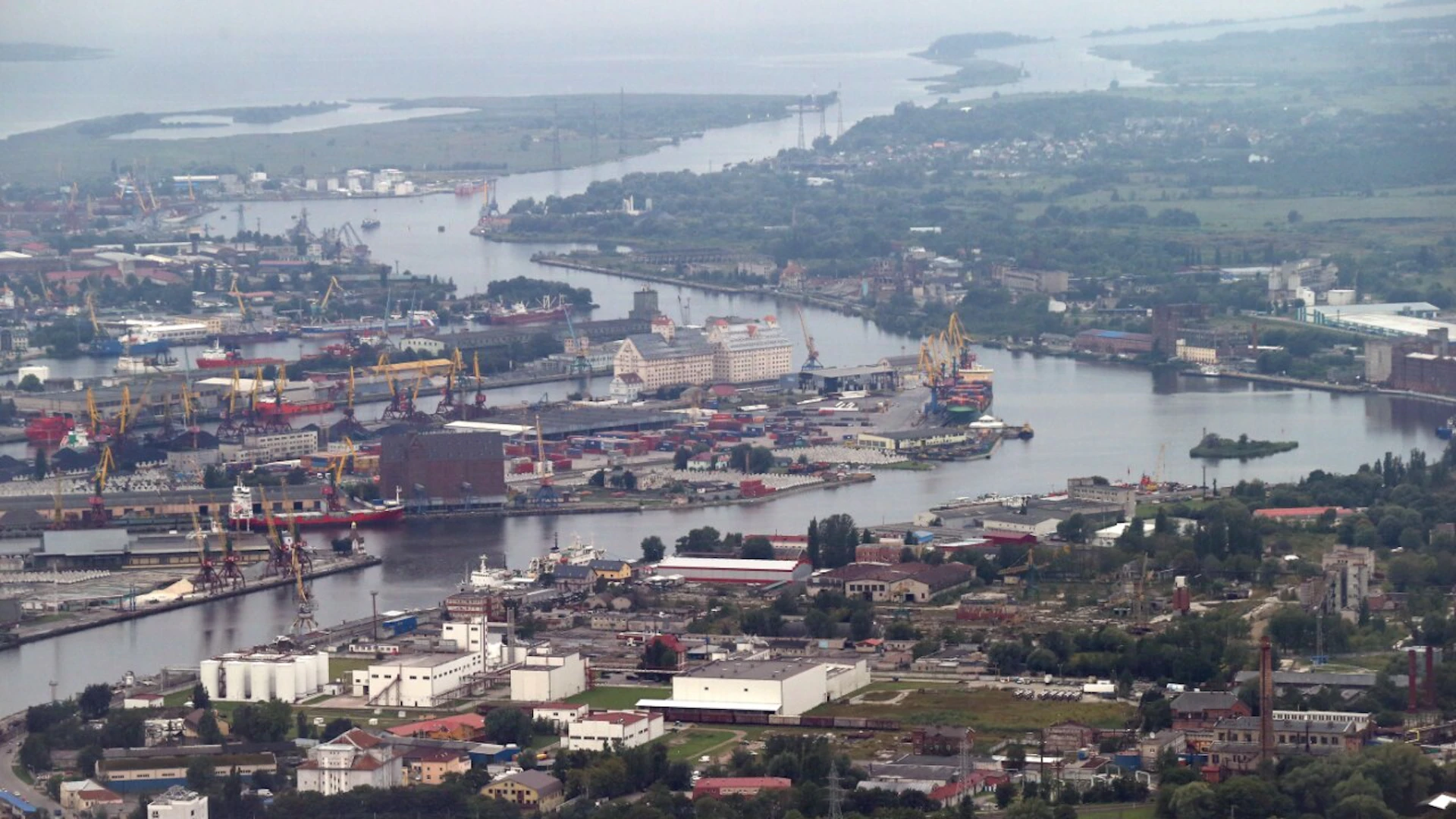 La Russia alla NATO: «Difenderemo l'exclave di Kaliningrad con l'intero ...