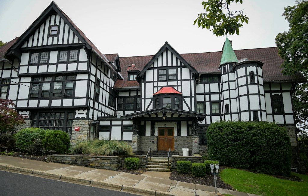 bluewin.ch - Alleged Gang Rape at Elite University Shocks the U.S.