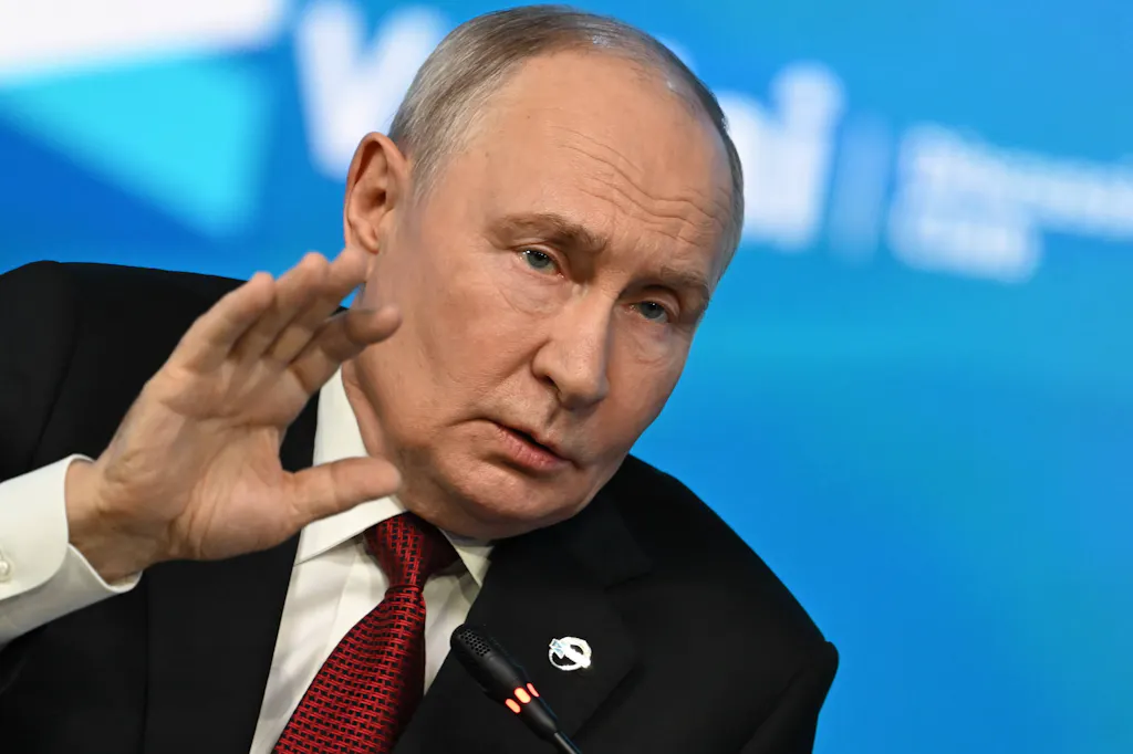 Putin esclude un attacco russo, ma alza i toni su Kaliningrad. Kiev ...
