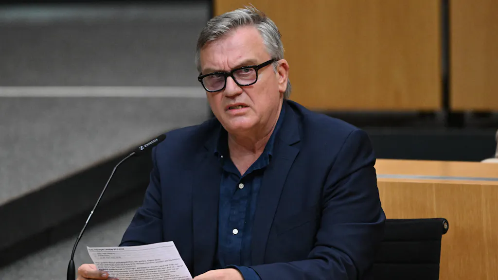 Hape Kerkeling calls for a ban on the AfD in parliament