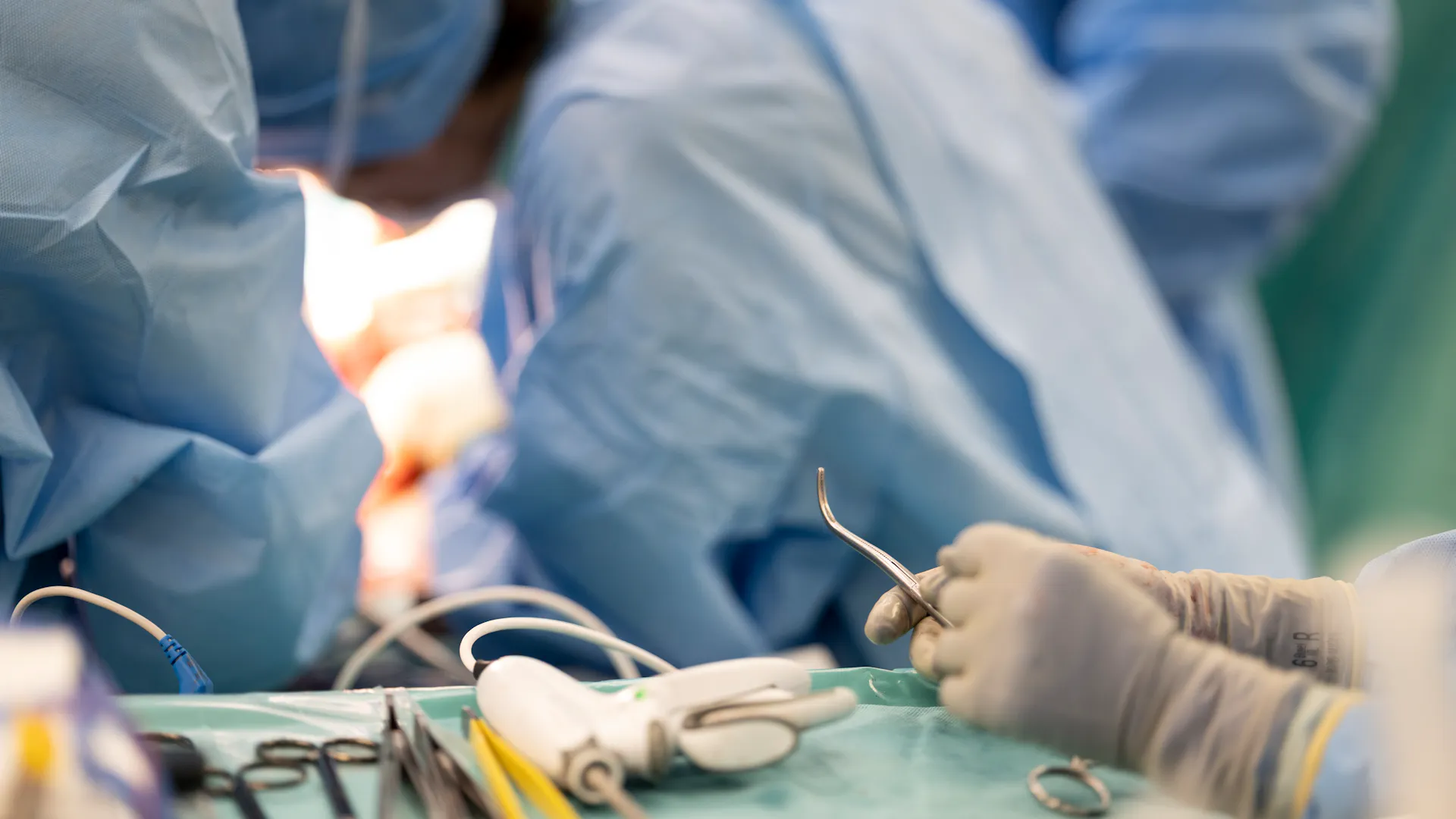 A woman was supposed to have surgery on her right leg—but her left leg ...