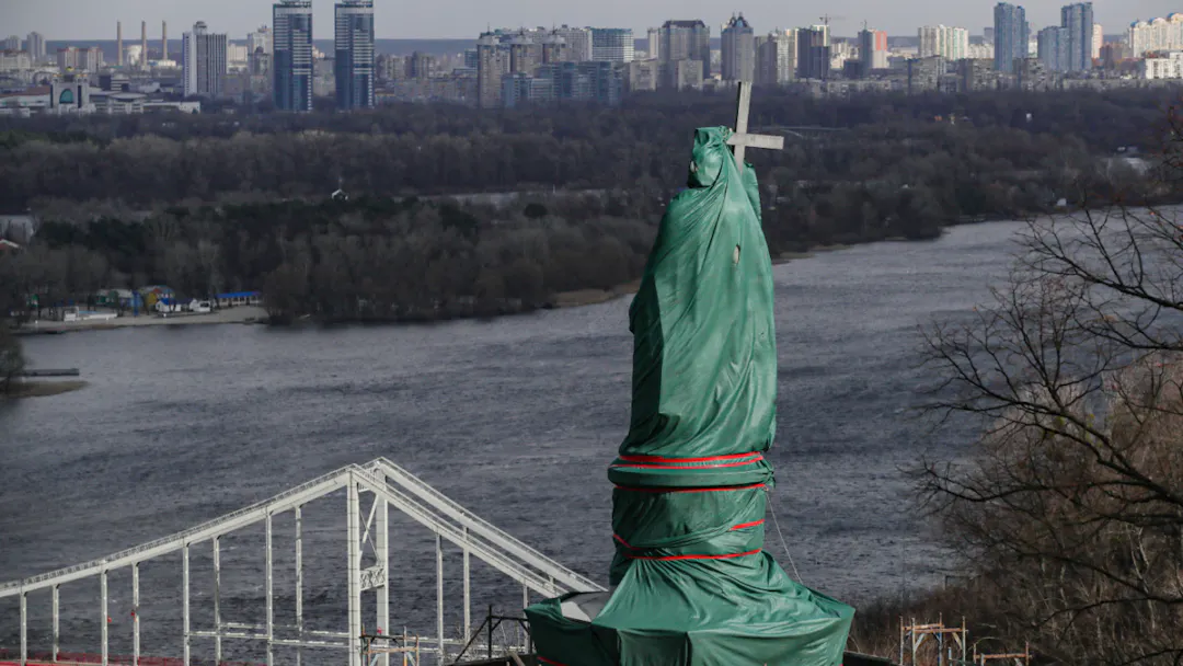 South Bridge in Kyiv Hit by a Drone Again