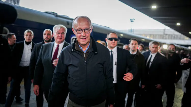 Drone Alert in Kyiv During Merz's Visit
