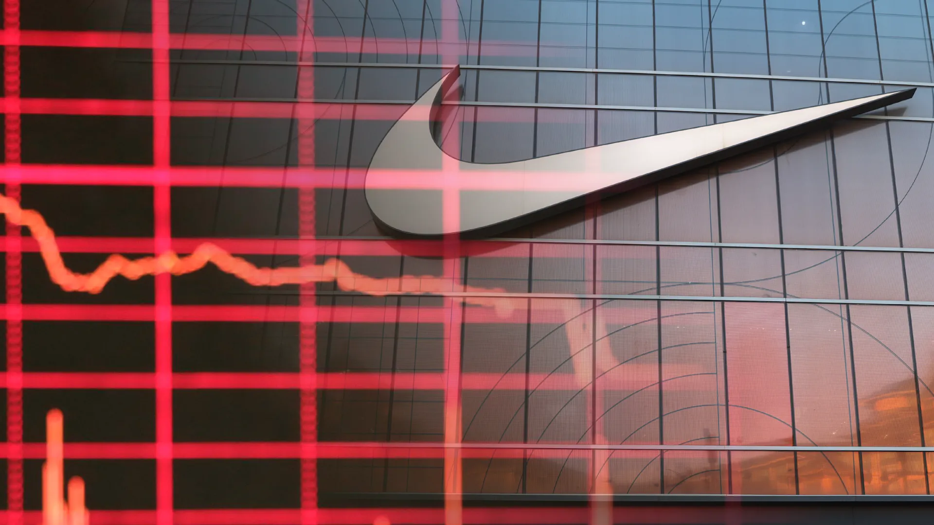 Nike Seeks a Way Out of the Crisis — Expert Delivers a Harsh Verdict