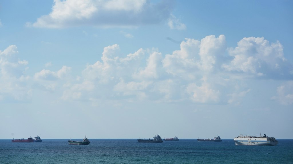 bluewin.ch - Oil prices rise slightly