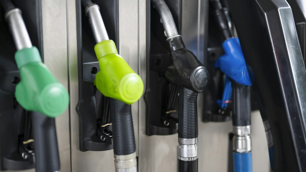 bluewin.ch - Samuel Walder - Filling up at the gas pump will remain this expensive for quite some time
