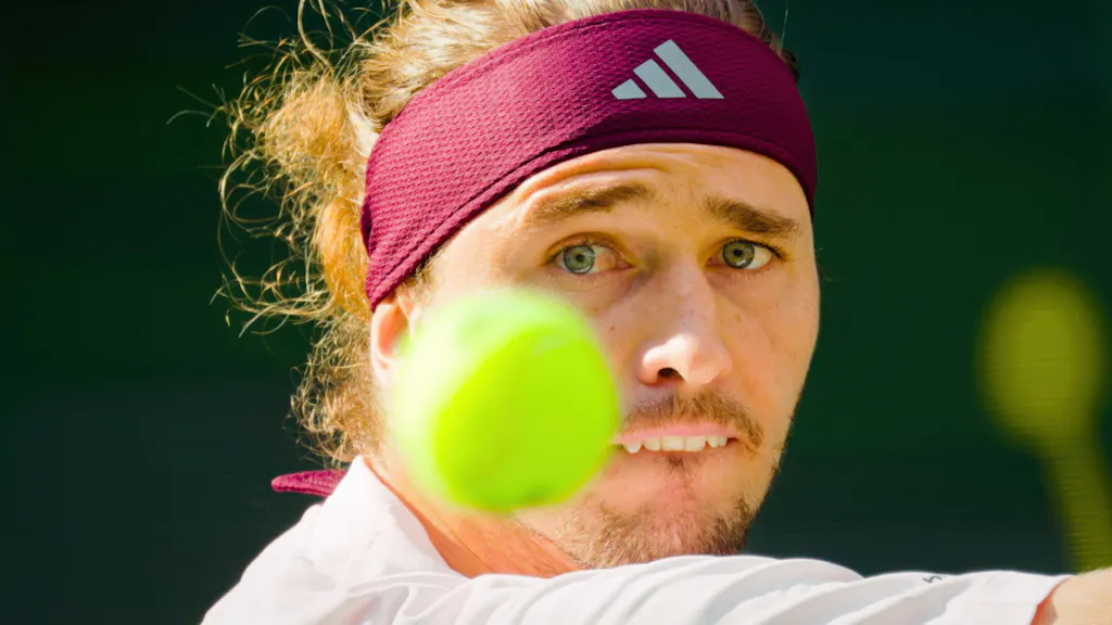 Change of power at the top of the world rankings is drawing closer