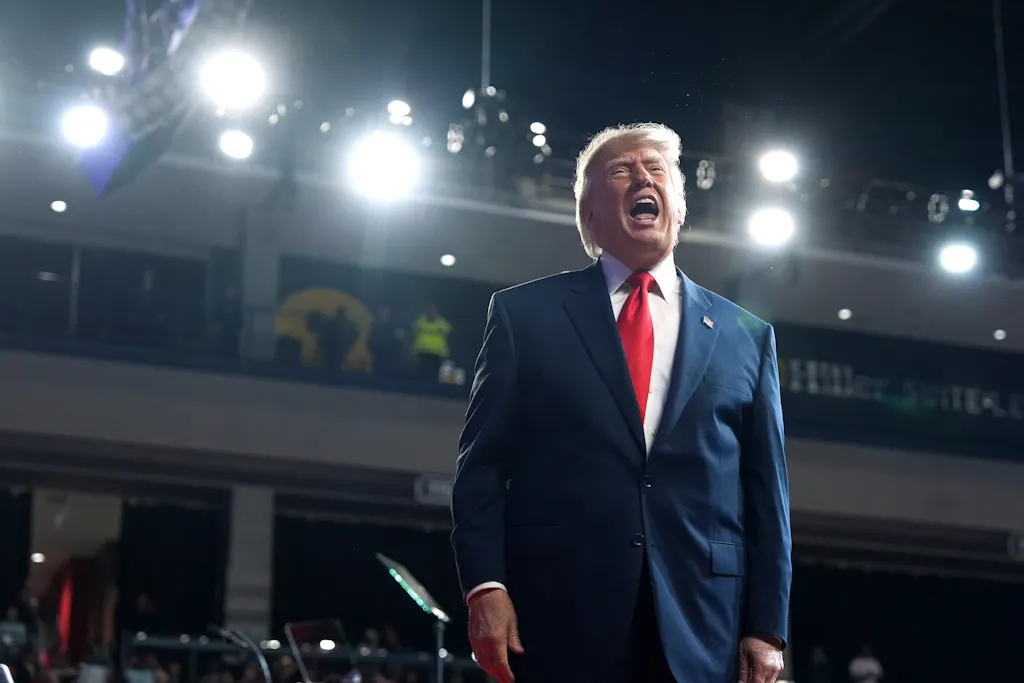 USA unter Donald Trump: Alle Neuigkeiten zum US-Präsidenten im Ticker.