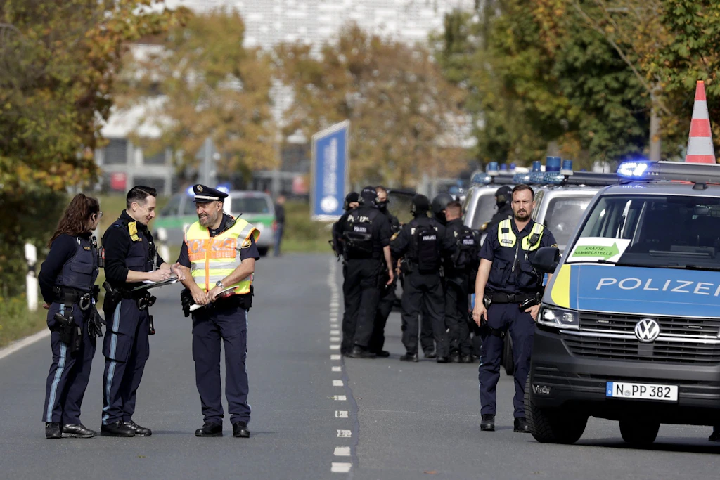 Airplane Hijacking Alert Prompts Fighter Jets to Take Off