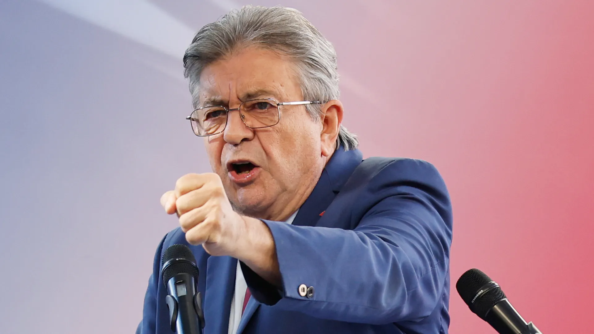 La Francia sull'orlo del caos, nel «veleno delle elezioni presidenziali ...