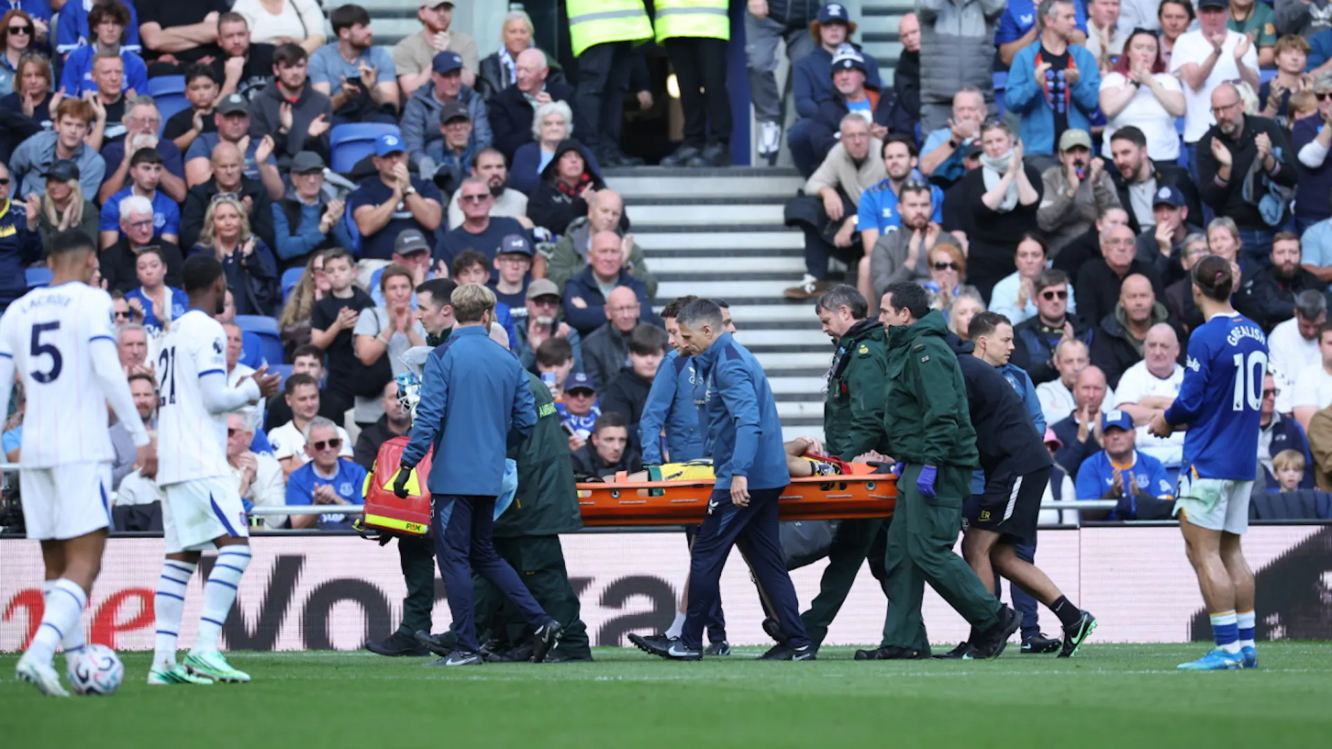 Chelsea's Emiliano Martinez in the Hospital After a Collision