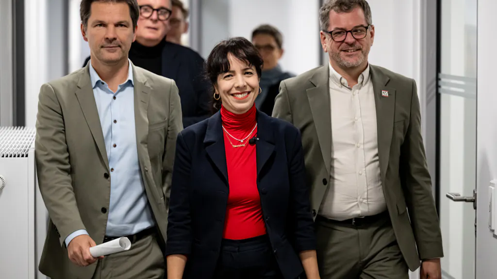 A Red-Green-Red Coalition in Berlin Is Taking Shape – Criticism from ...