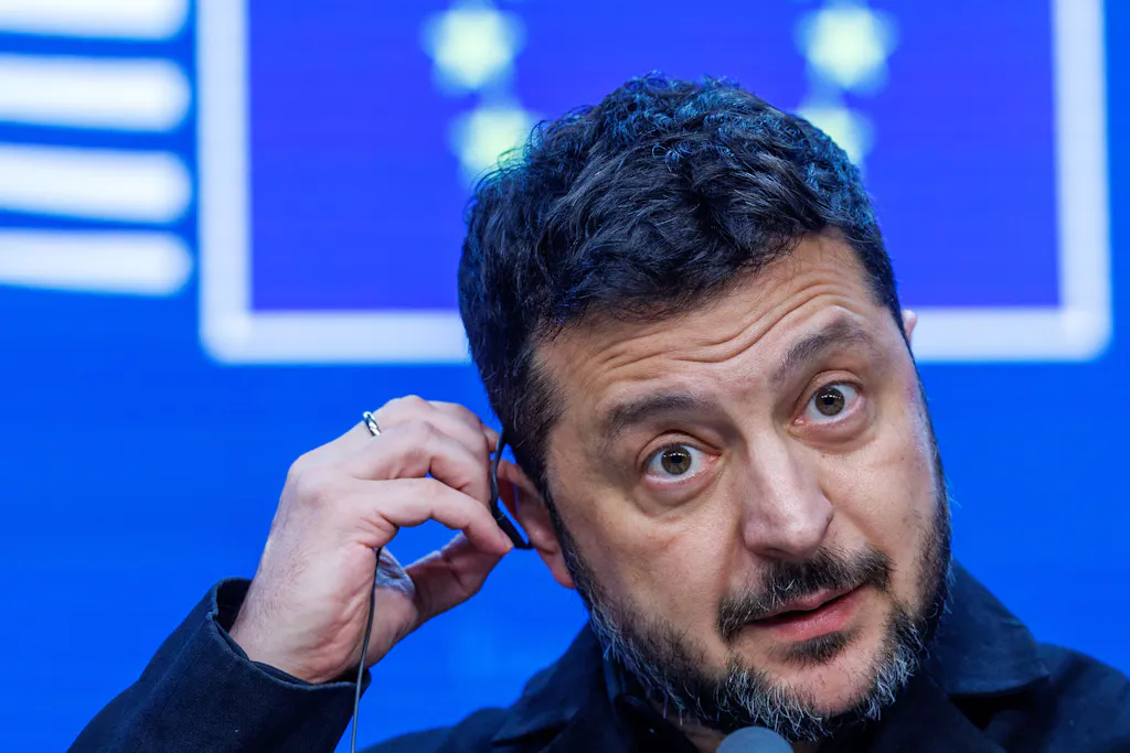 Zelensky tente d’apaiser les tensions avec Washington